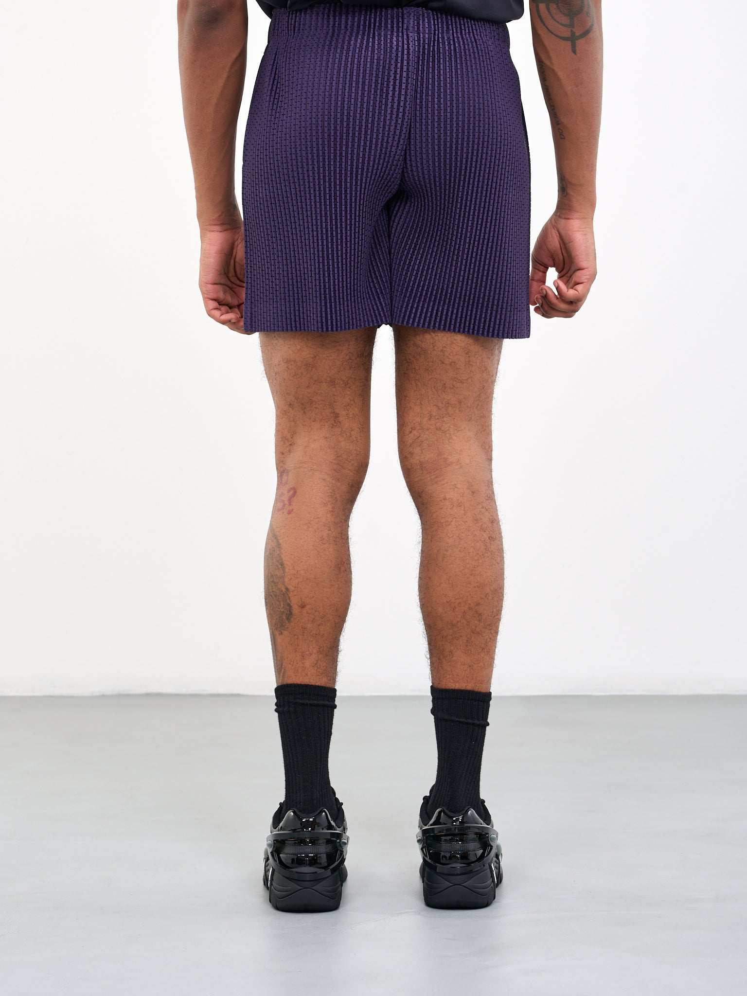 HOMME PLISSÉ ISSEY MIYAKE Mesh Shorts | H. Lorenzo - back