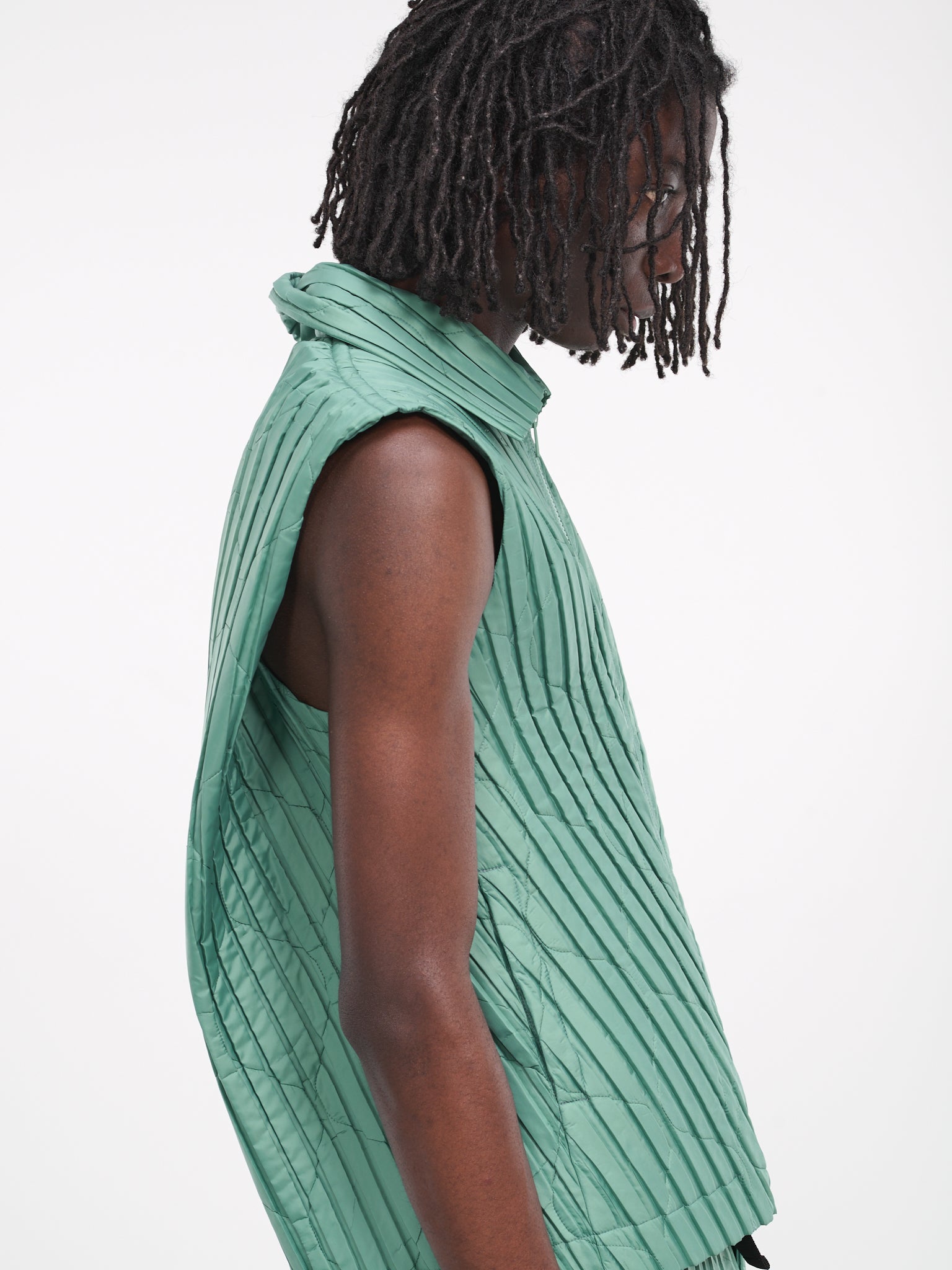 Padded Pleats Vest (HP38FE319-62-GREEN)