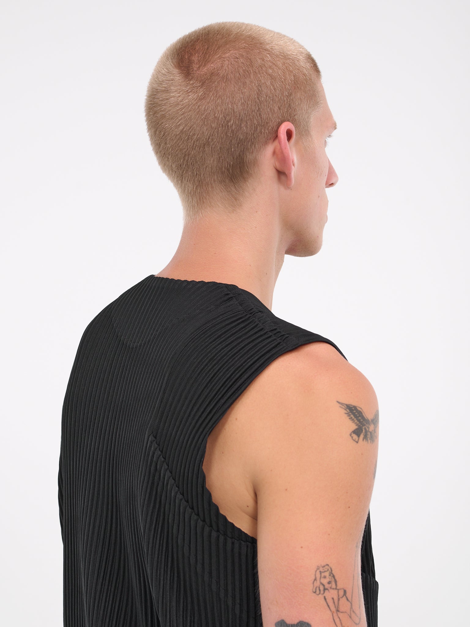 Unfold Vest (HP38JE365-15-BLACK)