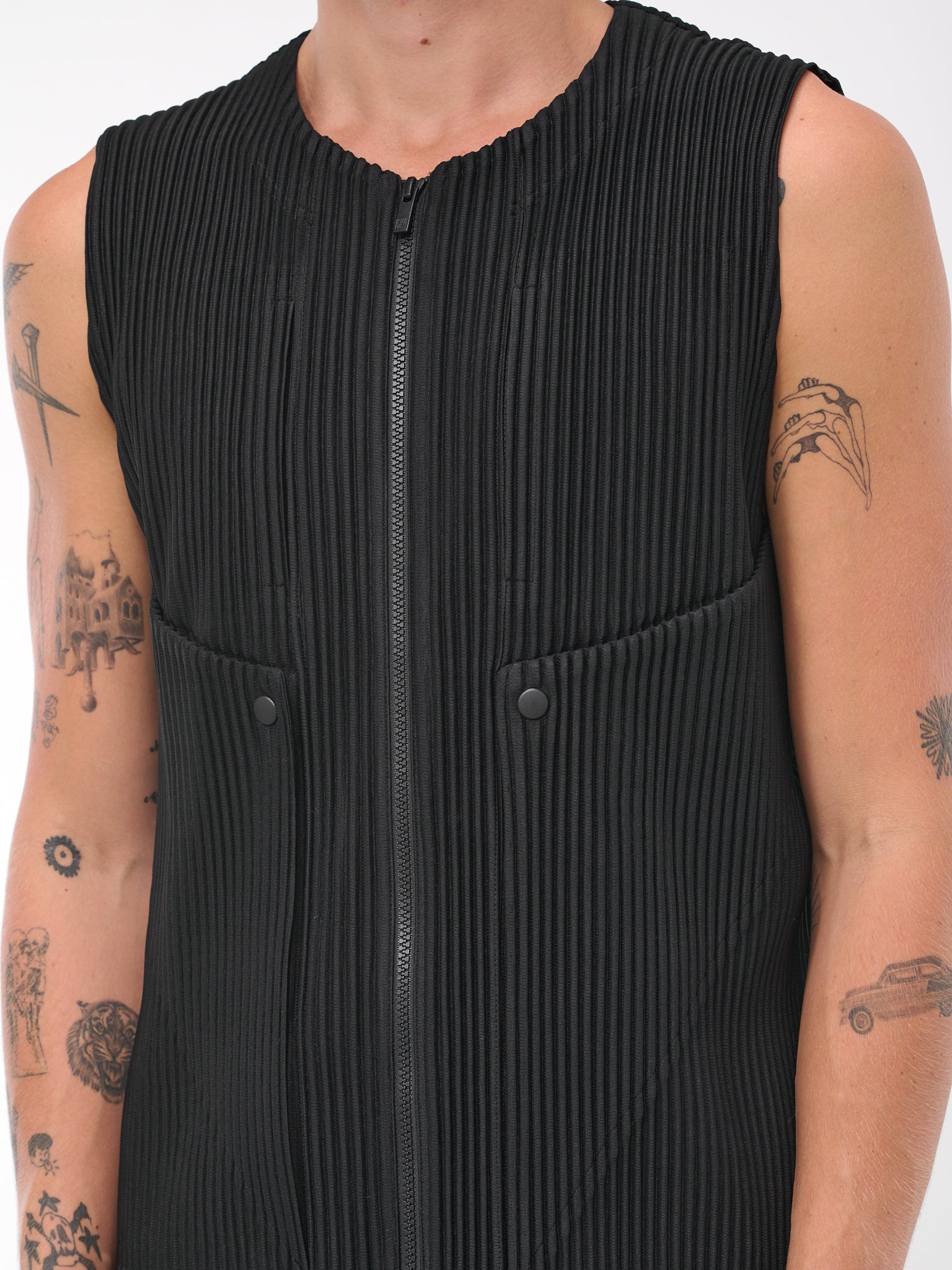 Unfold Vest (HP38JE365-15-BLACK)