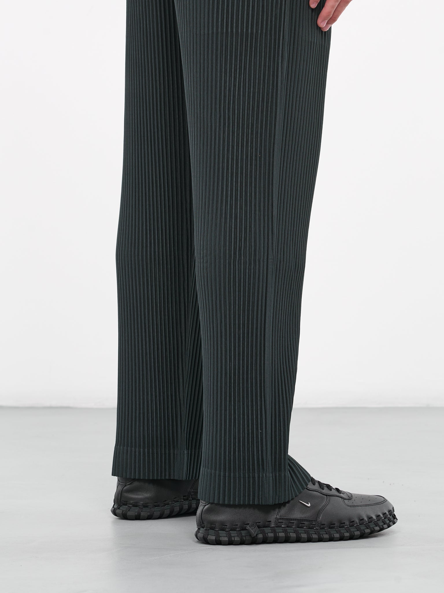 August Trousers (HP38JF109-67-DARK-GREEN)