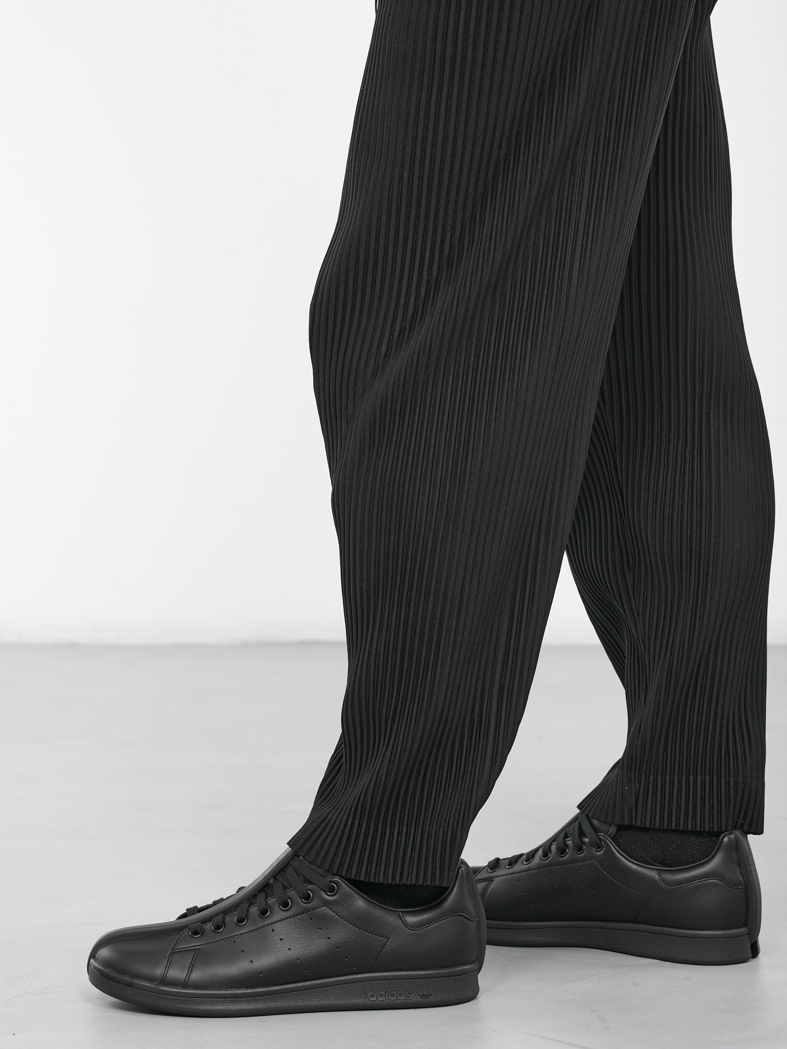 Unfold Trousers (HP38JF366-15-BLACK)