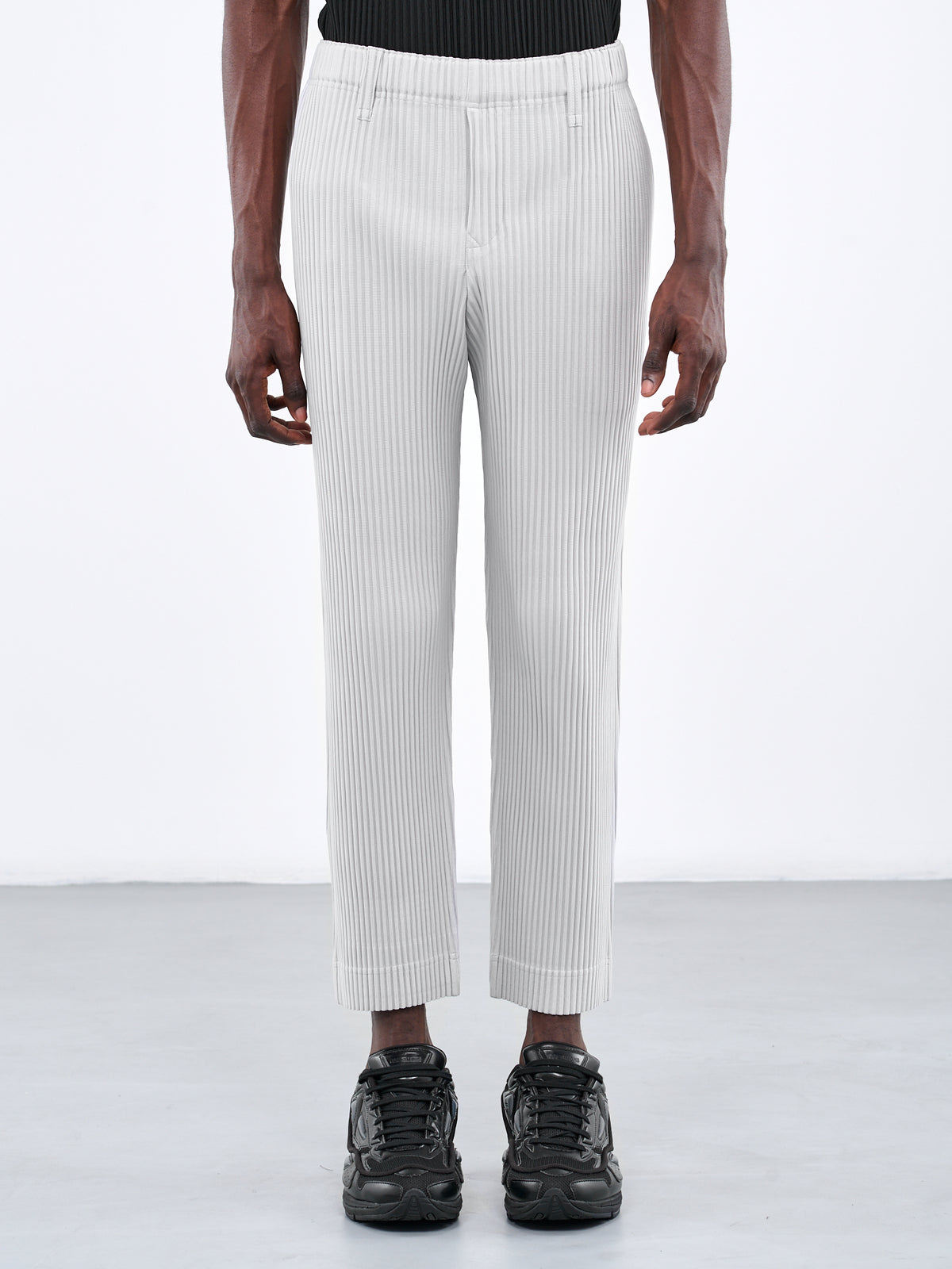 HOMME PLISSÉ ISSEY MIYAKE Pleats Trousers | H. Lorenzo - front