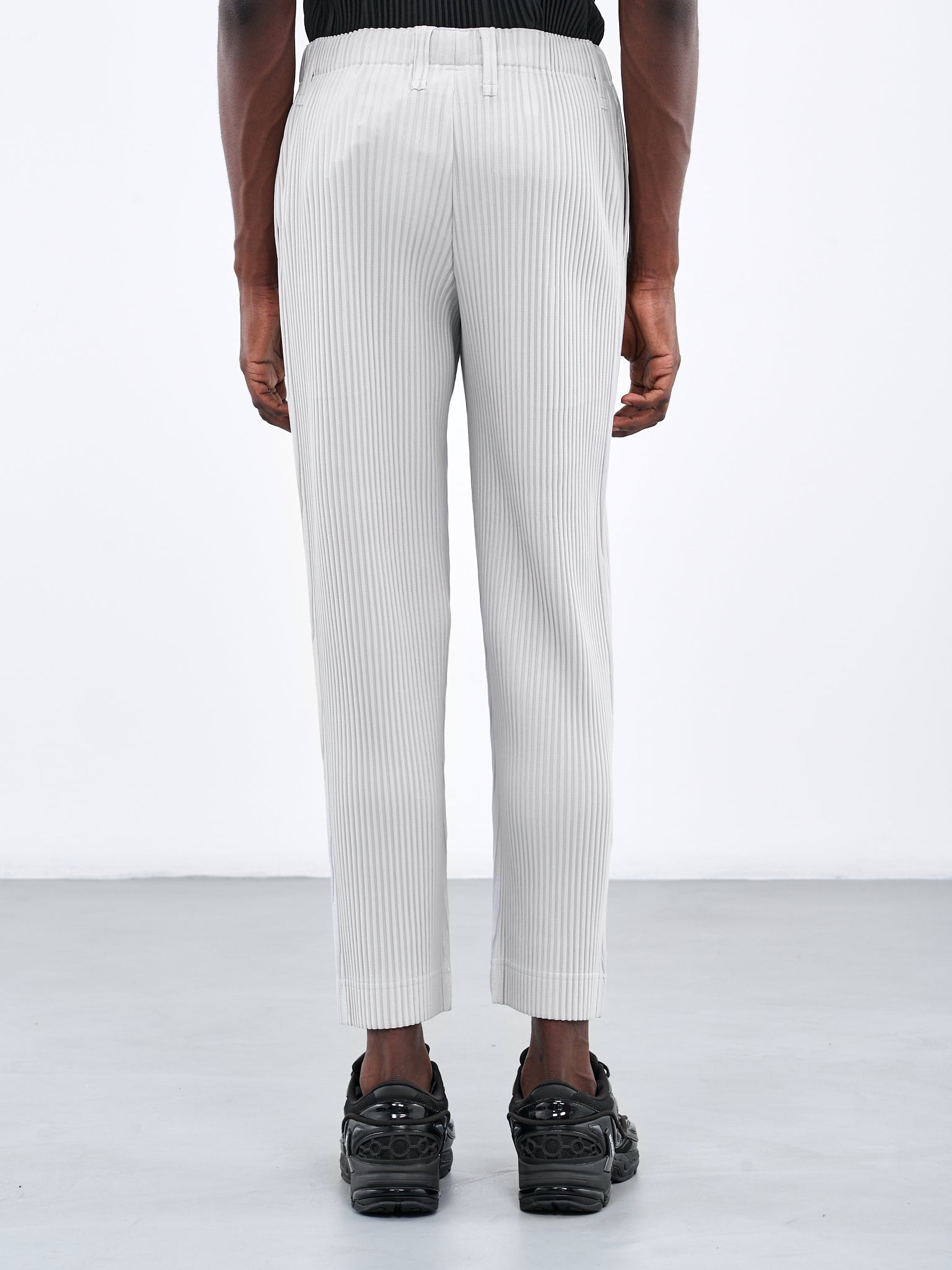 HOMME PLISSÉ ISSEY MIYAKE Pleats Trousers | H. Lorenzo - back