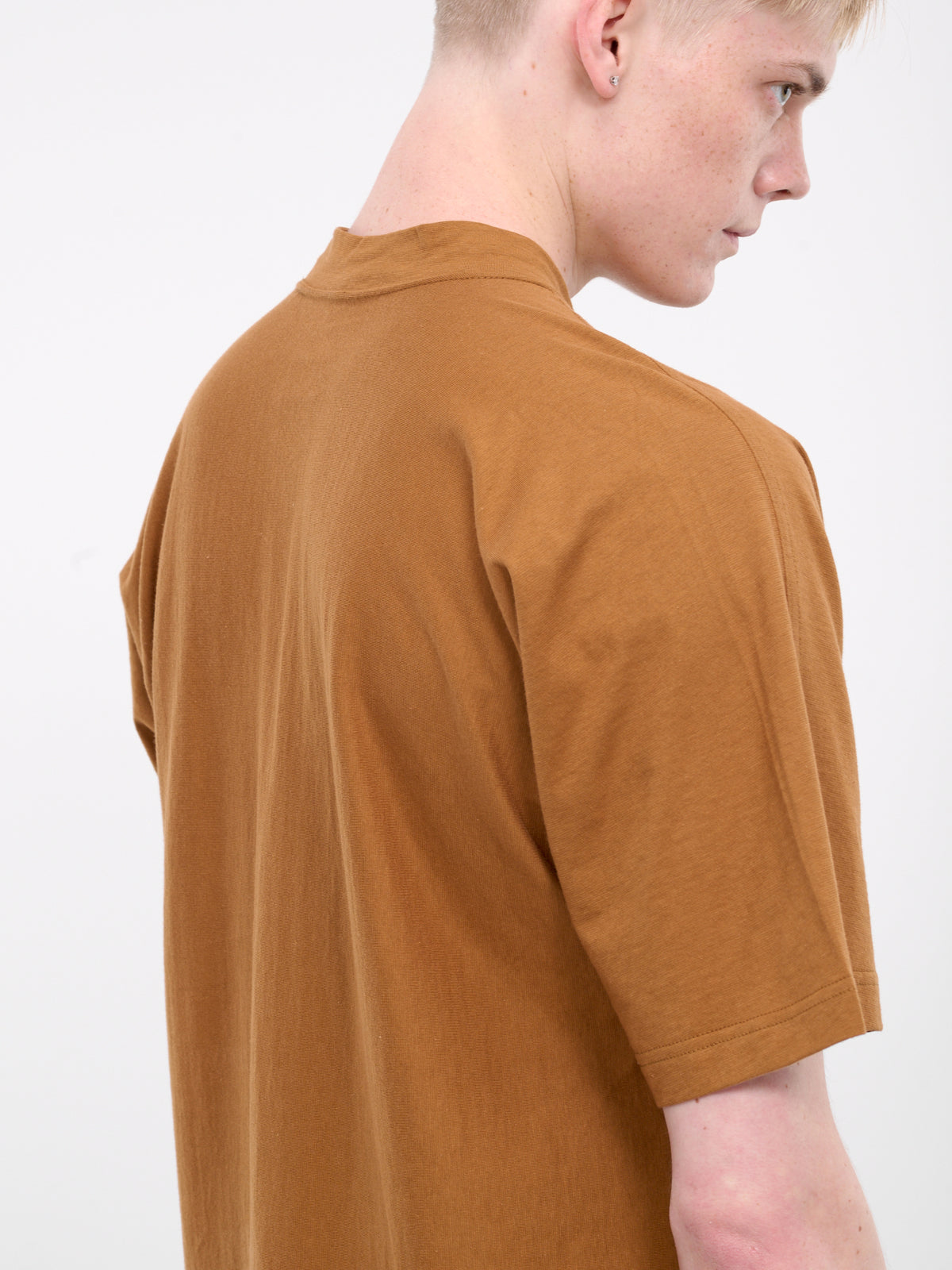 Release-T 2 Tee (HP46JK204-44-BROWN)