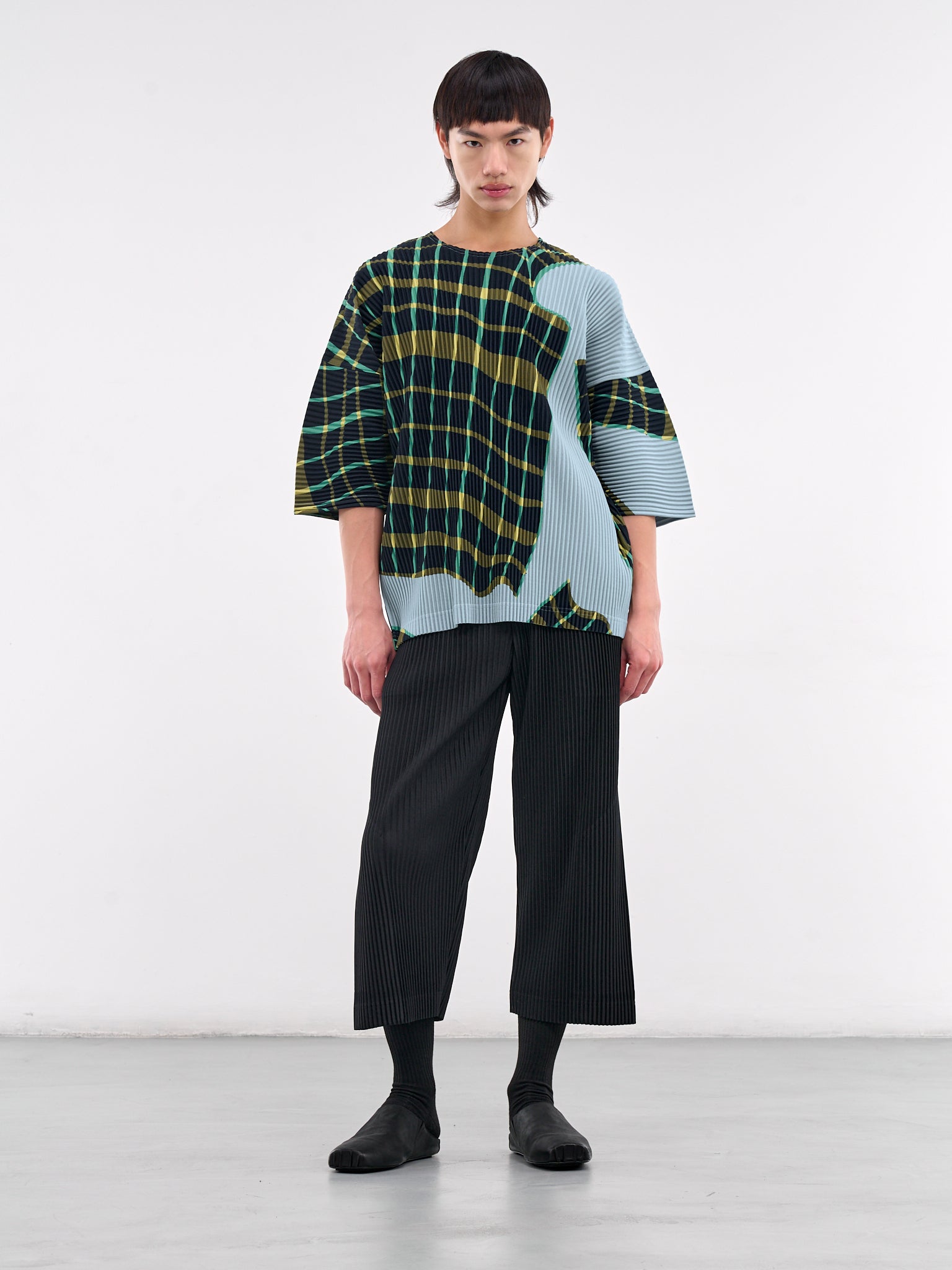 Tシャツ・カットソー ISSEY MIYAKE 'Wooly Pleats-56' T-shirt BASICS – ISSEY MIYAKE ONLINE STORE
