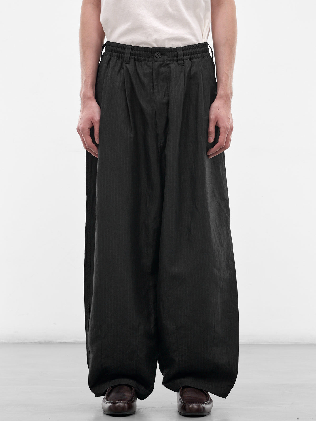 Black Striped Wide Leg Trousers (HQ-P031-S26-BLACK)