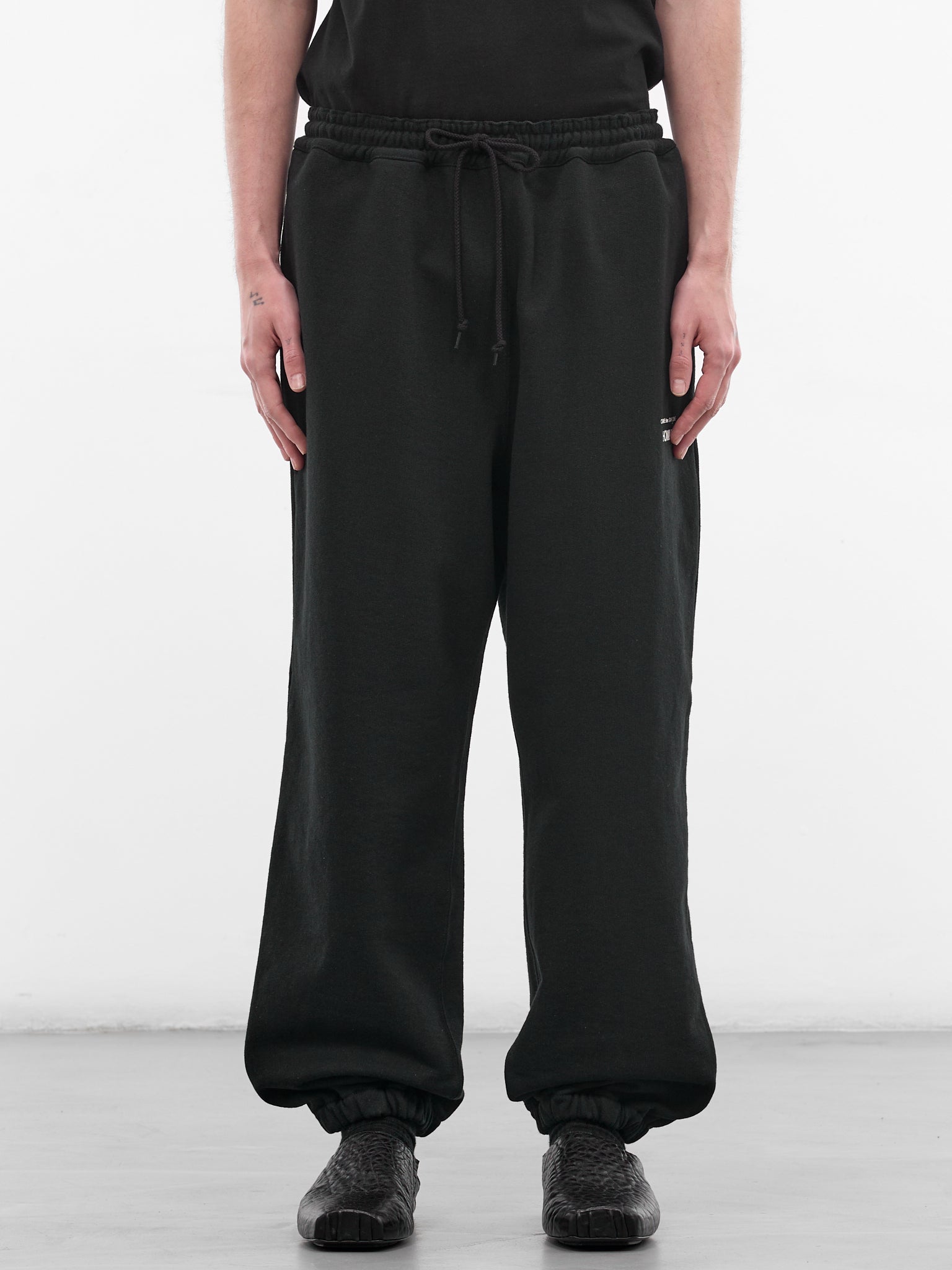 Black Cotton Logo Wide Joggers (HQ-P104-S26-BLACK)