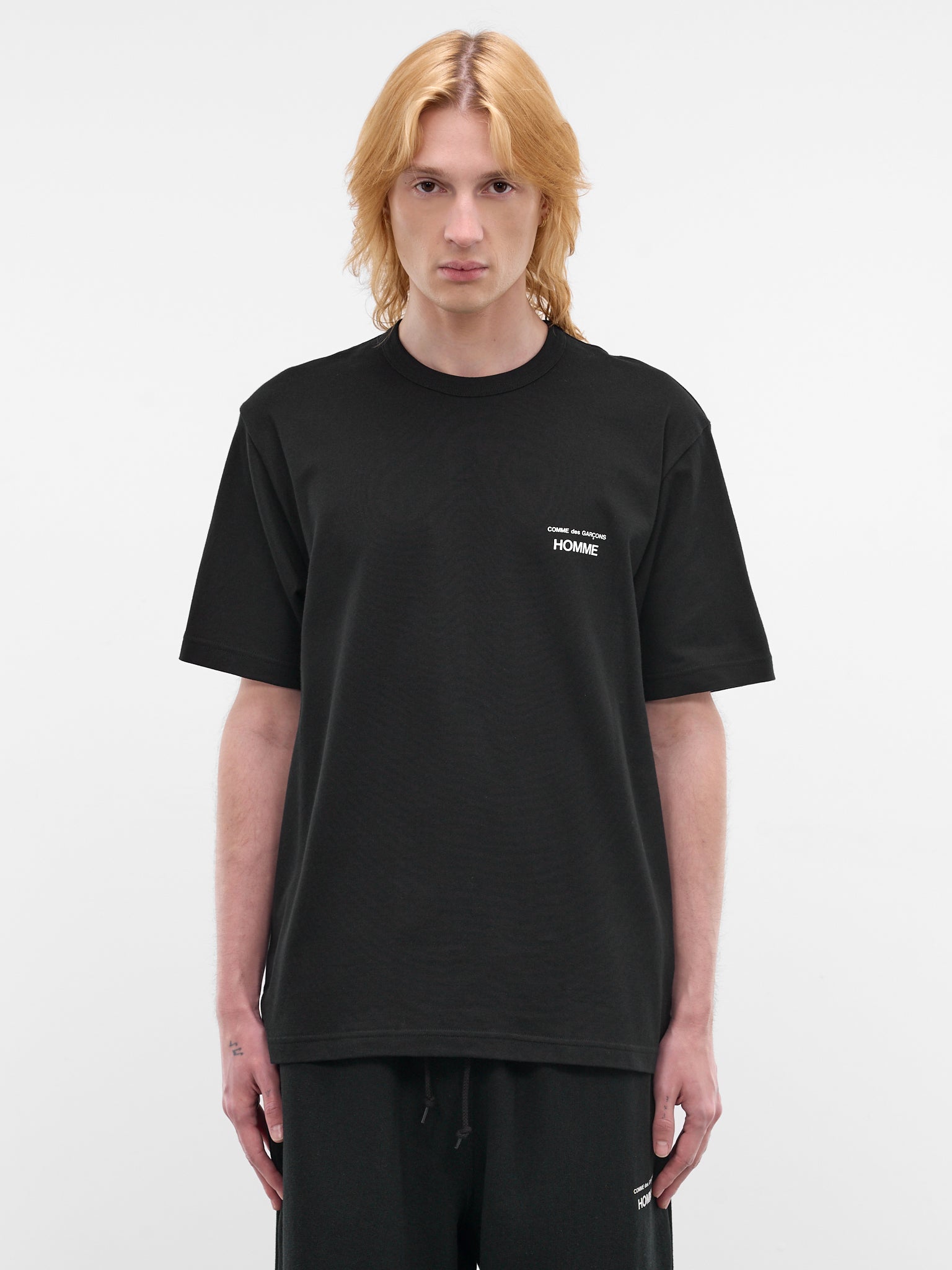 Black Short Sleeve Logo Tee (HQ-T101-S26-BLACK)