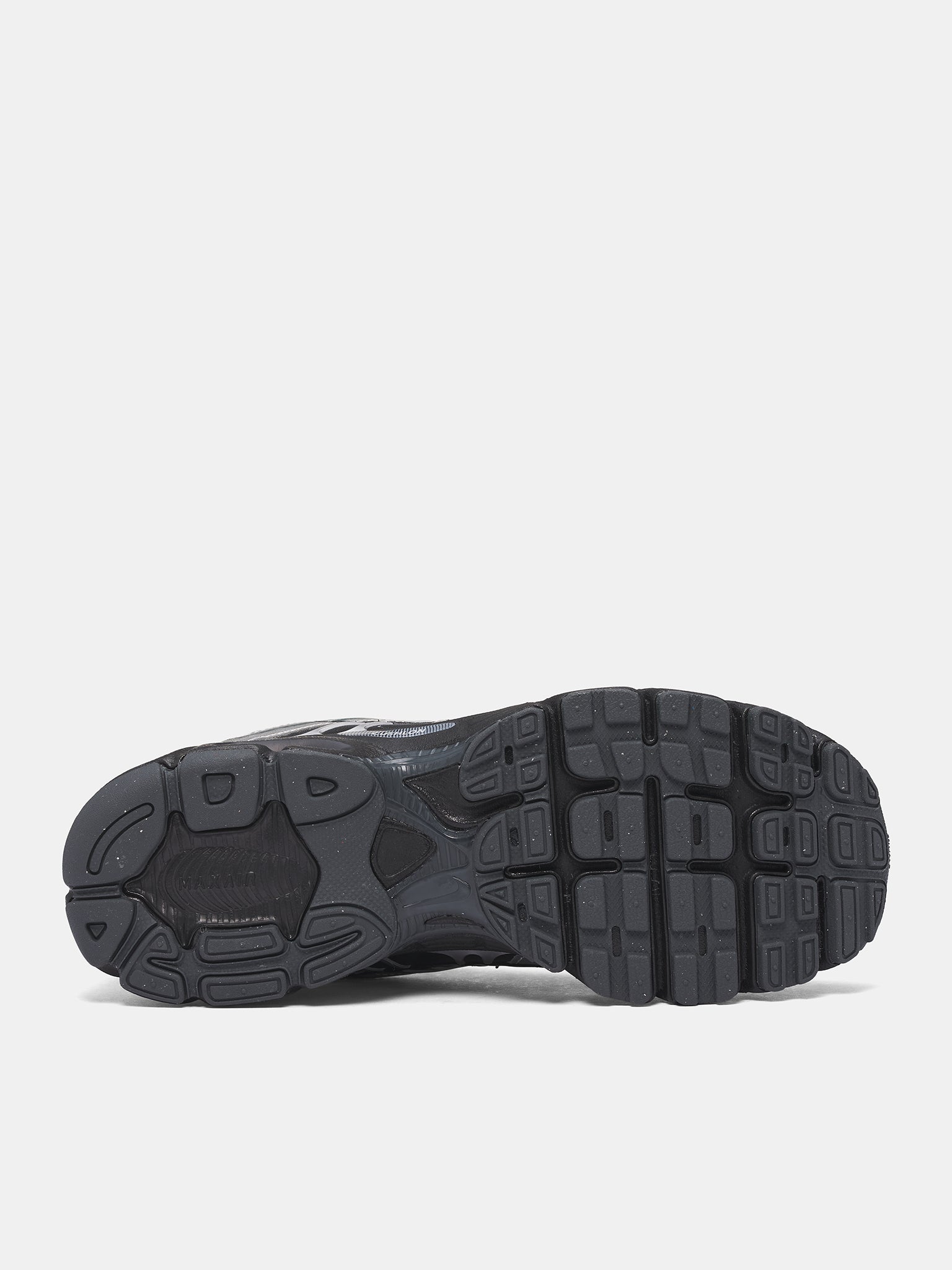 Black Air Max Moto 2K Sneakers (HQ2056-007-BLACK-METALLIC-SILV)