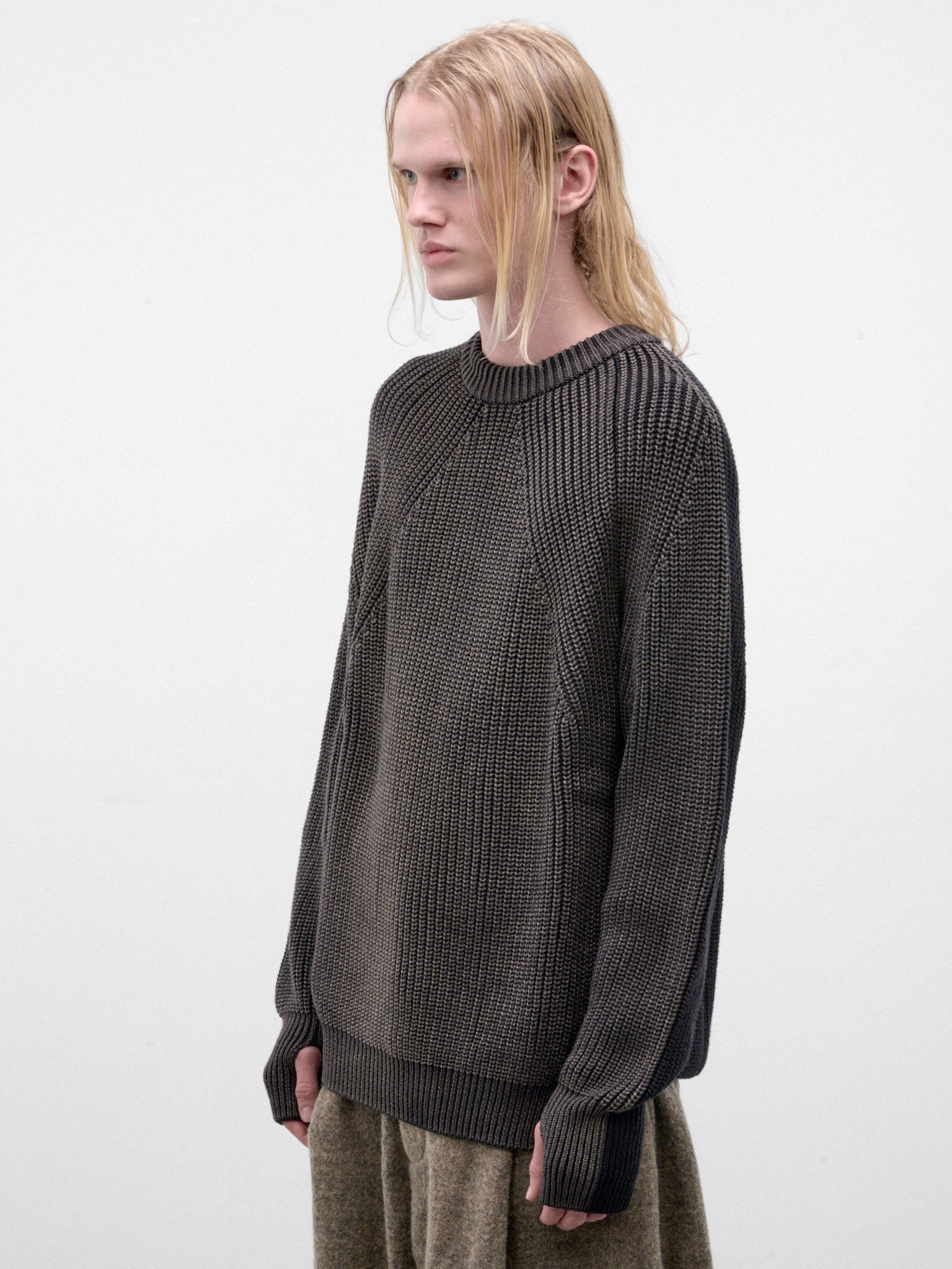 Navy Wool Knit Sweater (HR-N001-W26-NAVY)