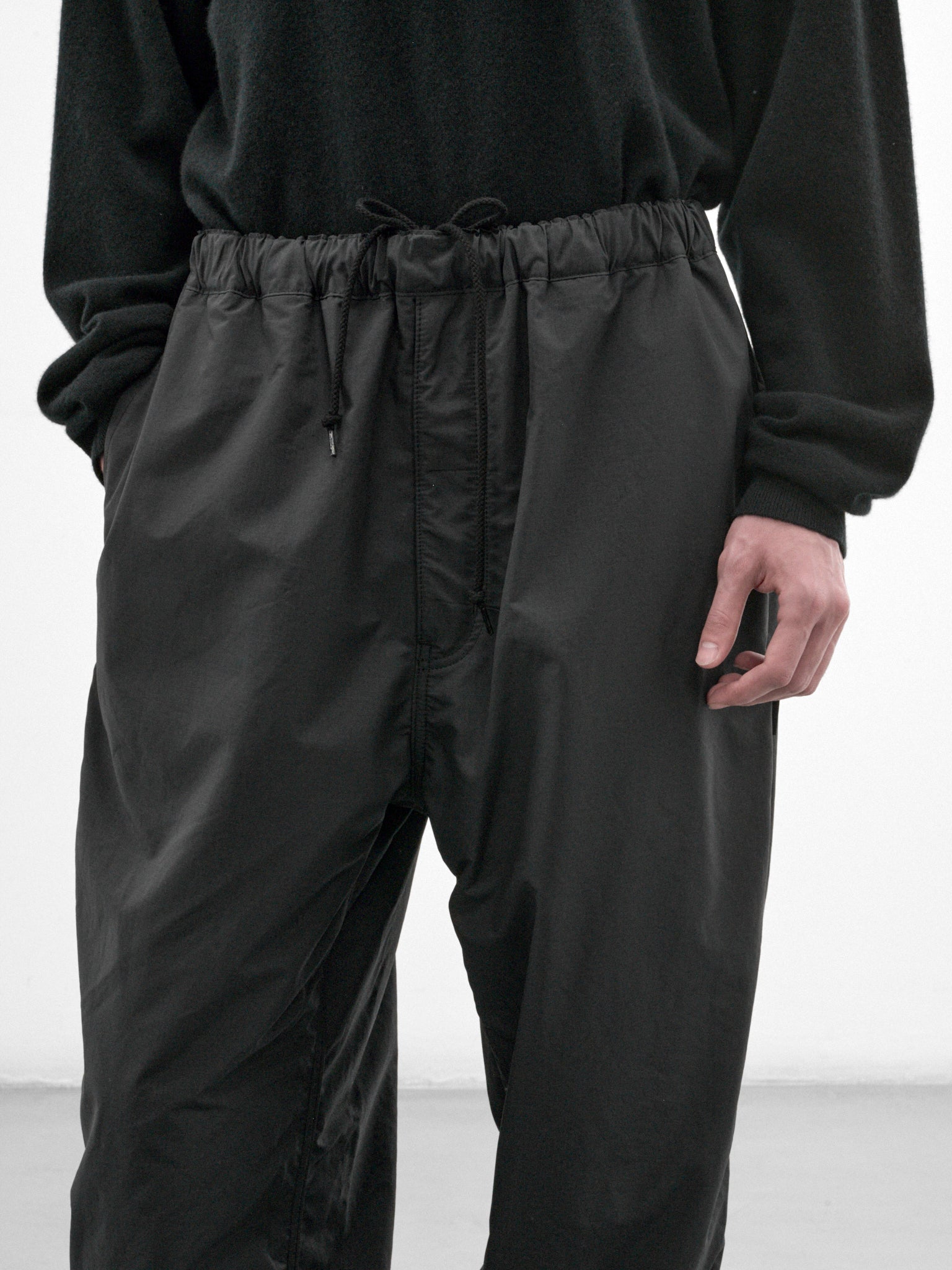 Black Drawstring Pants (HR-P038-W26-BLACK)