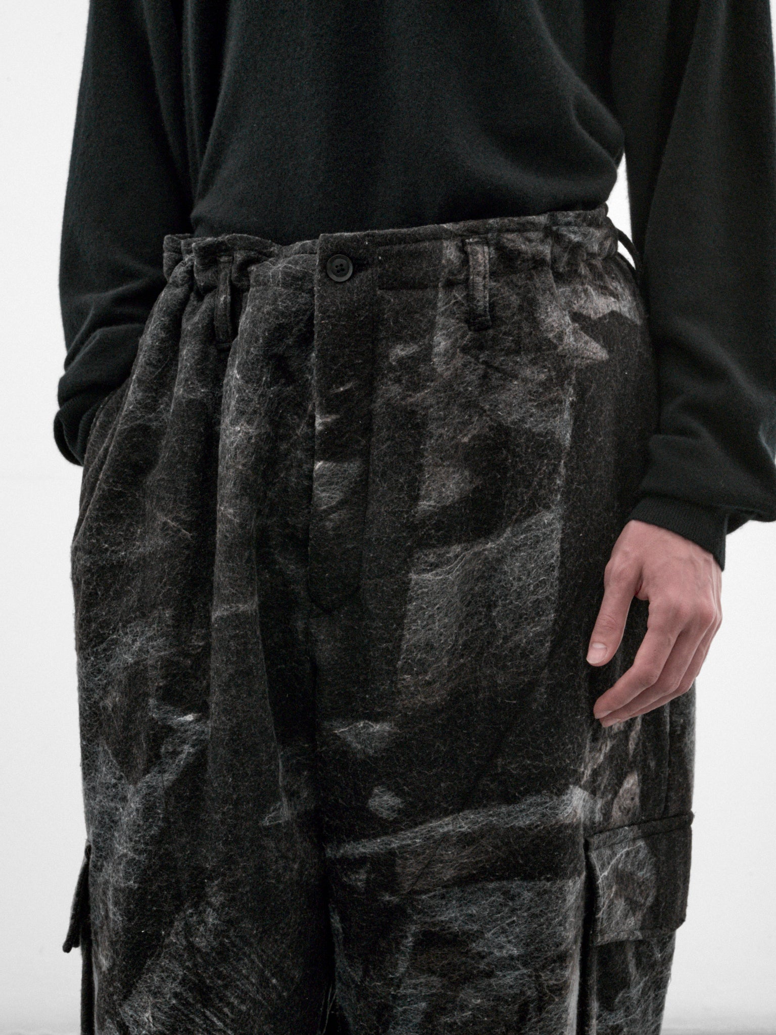 Black Printed Cargo Trousers (HW-P79-924-1-BLACK)