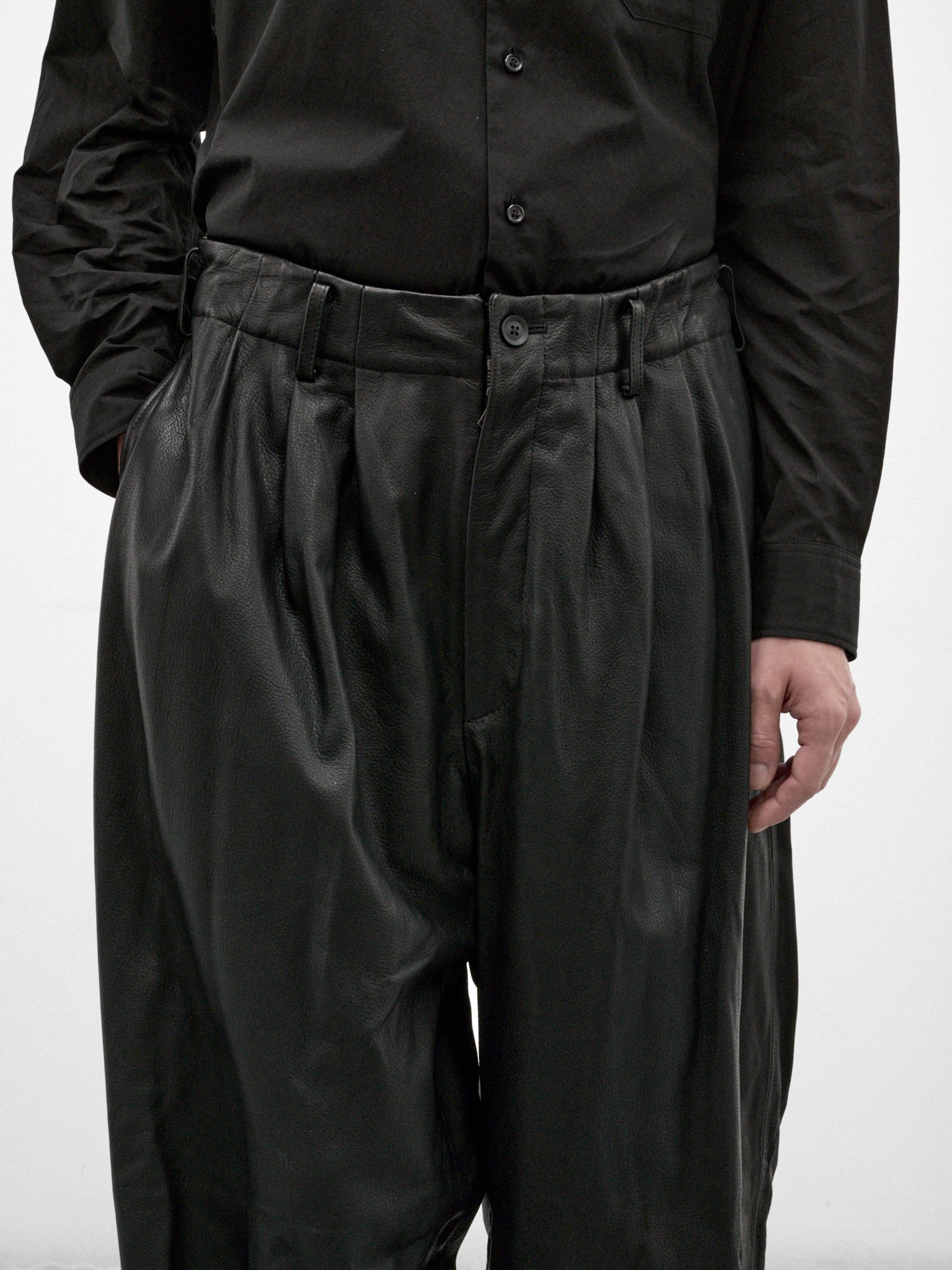 Black Leather Pleated Wide Trousers (HW-P98-703-BLACK)