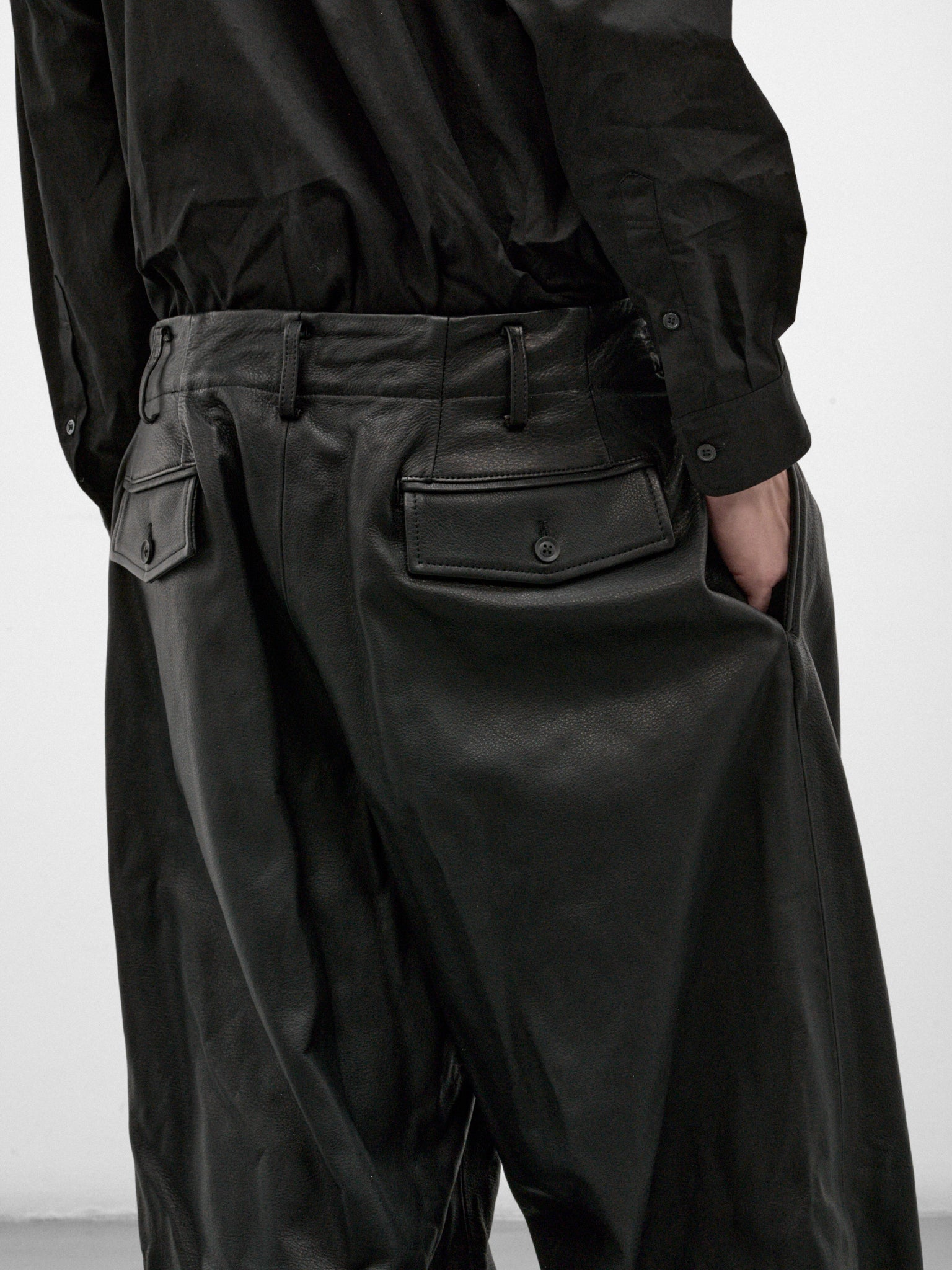 Black Leather Pleated Wide Trousers (HW-P98-703-BLACK)