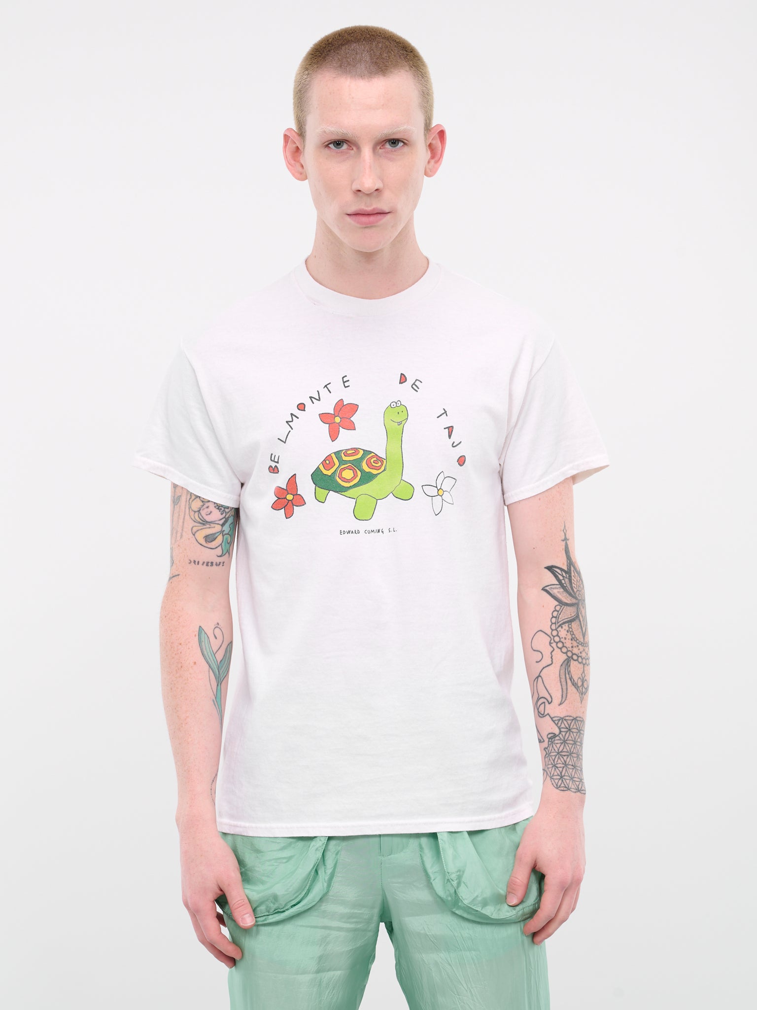 Graphic T-Shirt (J05-WASHED-OFF-WHITE)