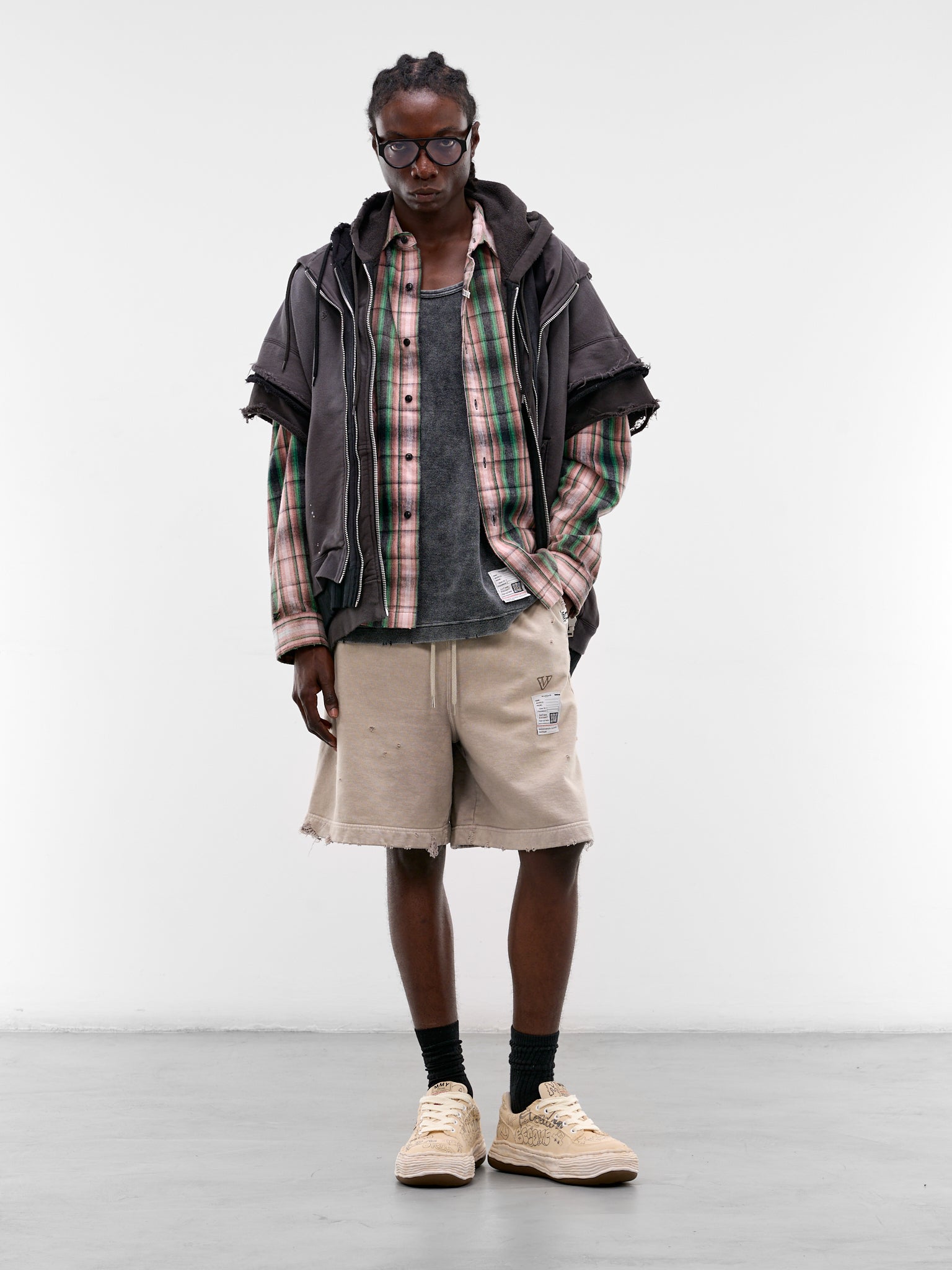 Beige Distressed Faded Sweat Shorts (J16SP724-BEIGE)