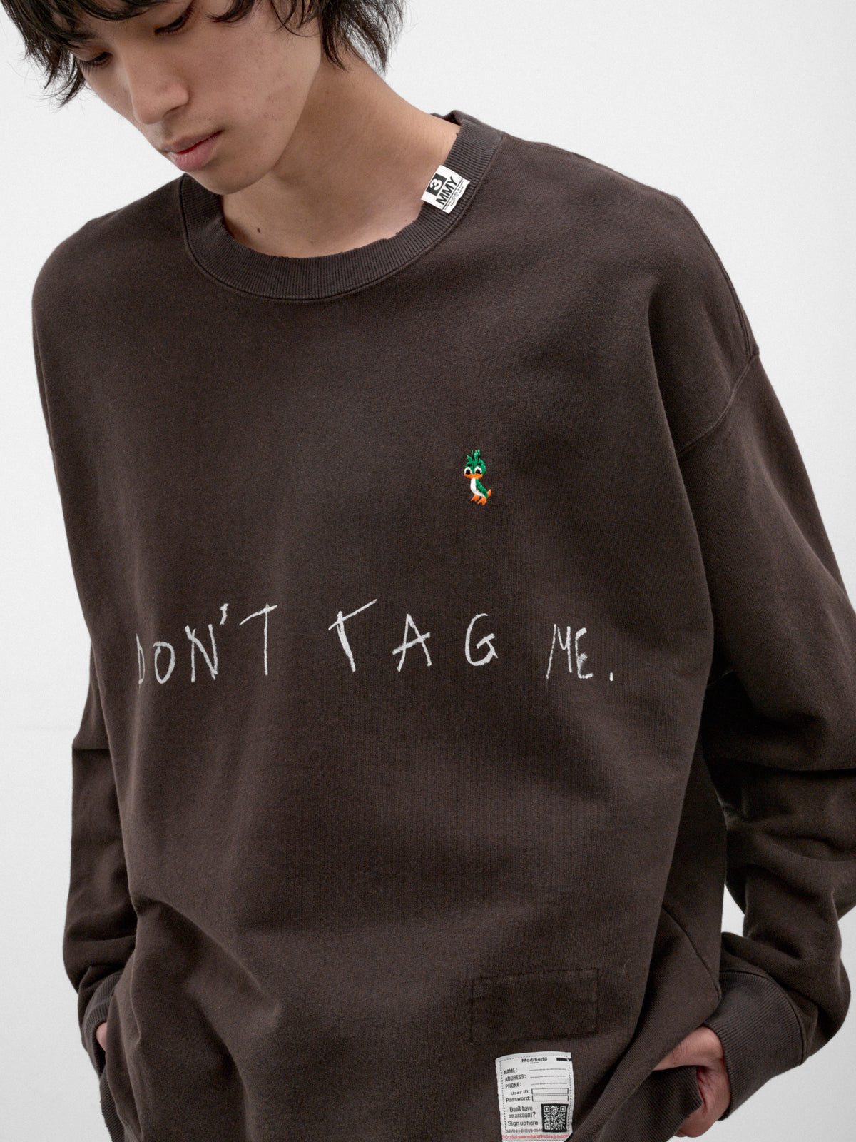 Brown "Don't Tag Me" Sweatshirt (J17P0772-BROWN)