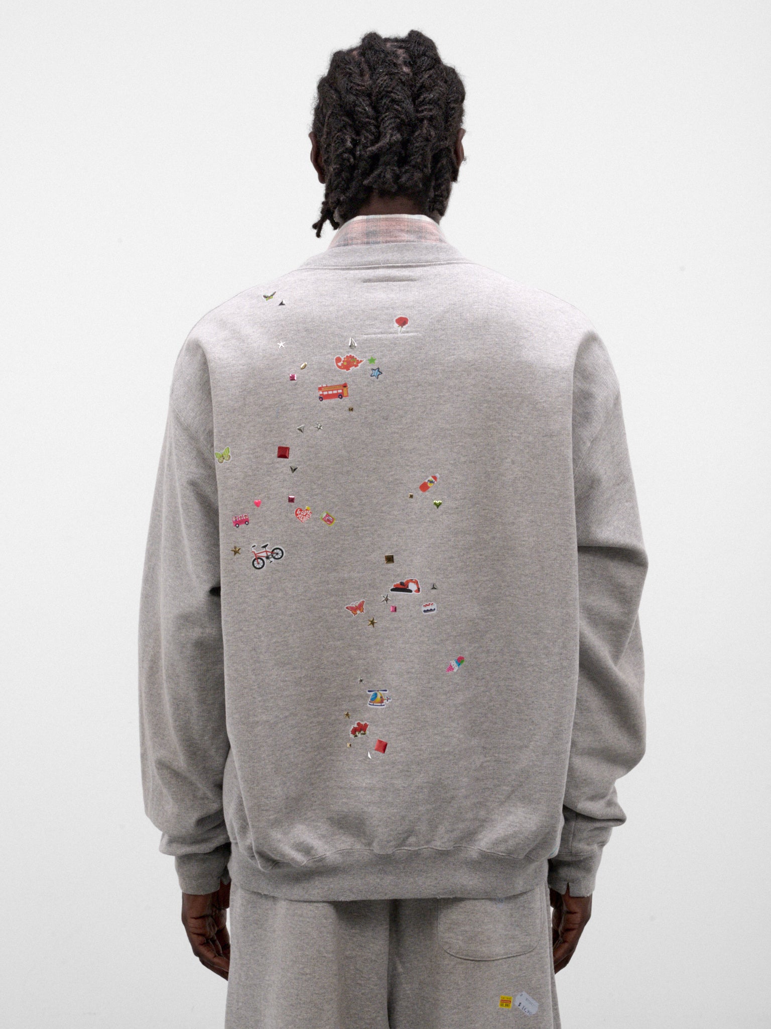 Gray Cotton Stickers Graphic Crewneck (J17PO731-GRAY)