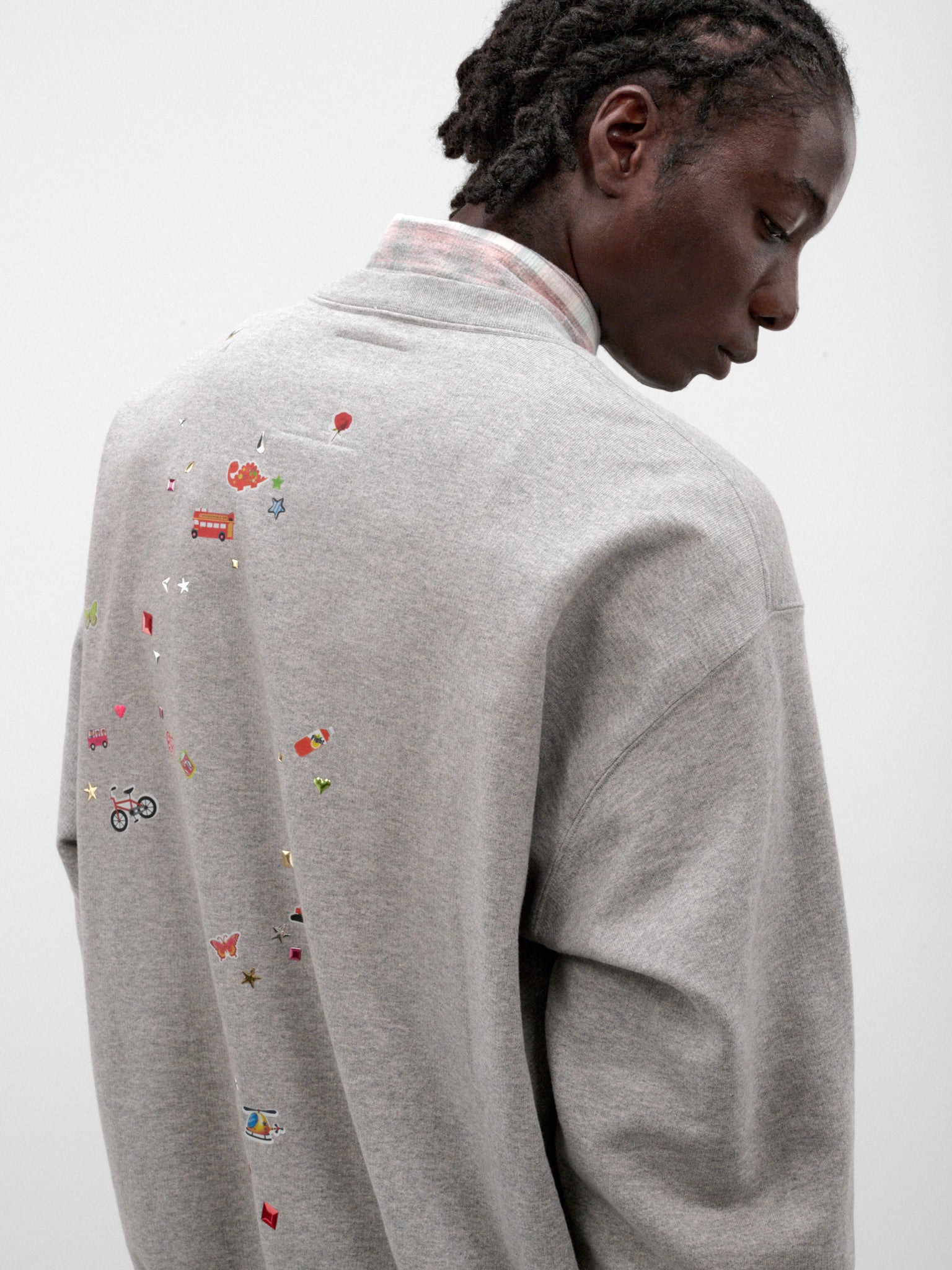 Gray Cotton Stickers Graphic Crewneck (J17PO731-GRAY)