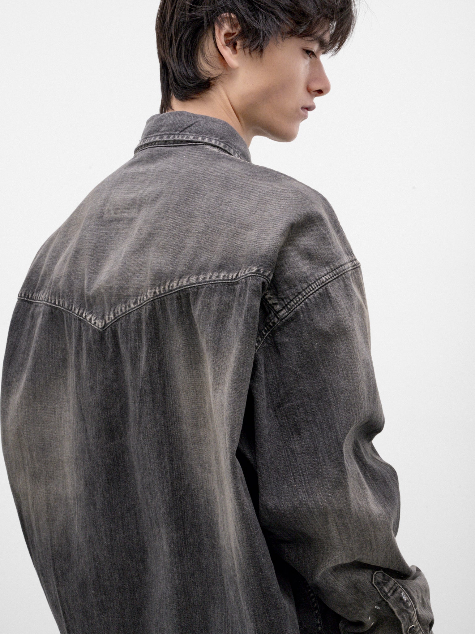 Black Sticker Denim Shirt (J17SH125-BLACK)