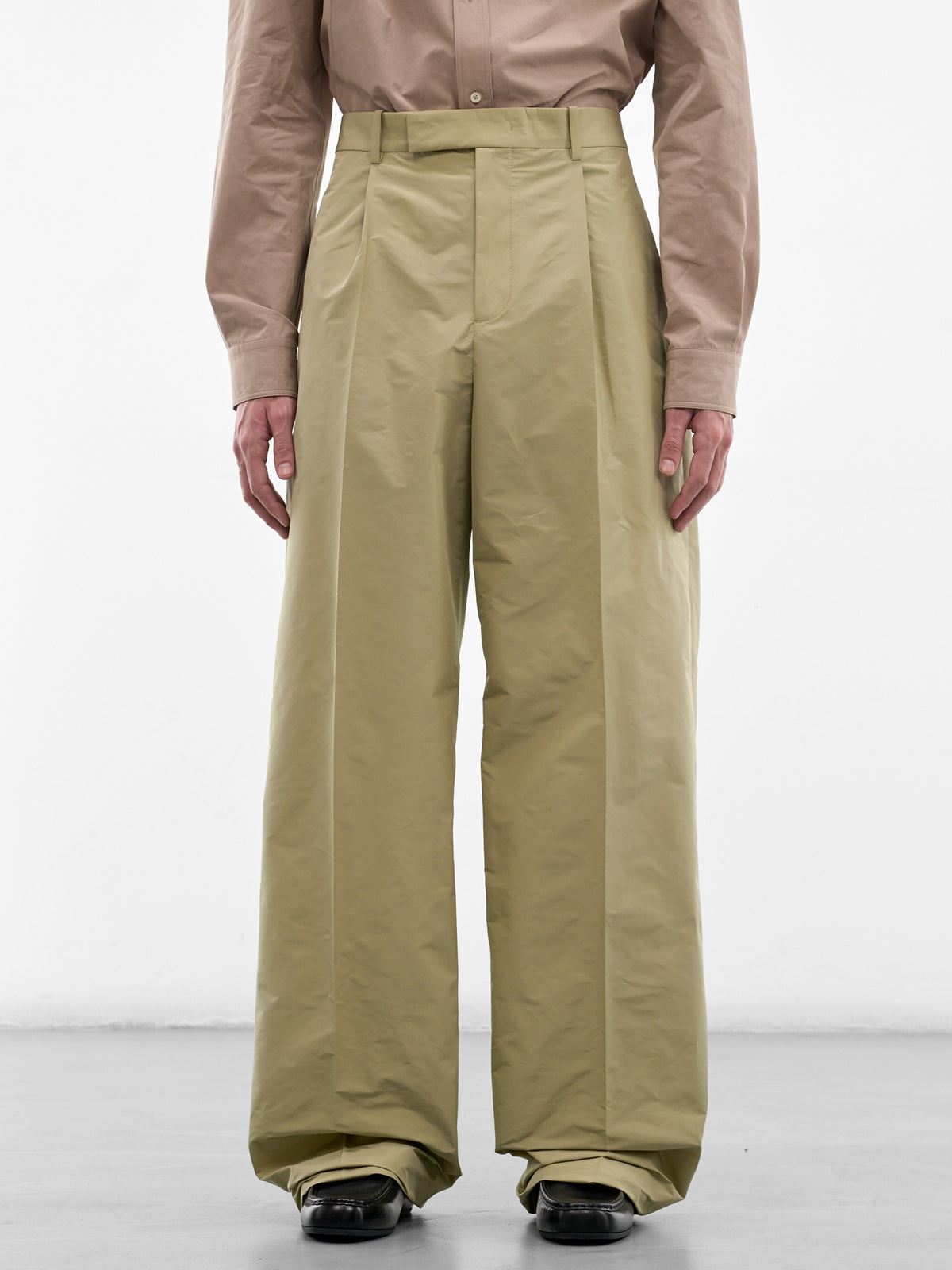 Beige Tailored Pleated Wide Trousers (J21KA0322-J70221-052-GREEN)