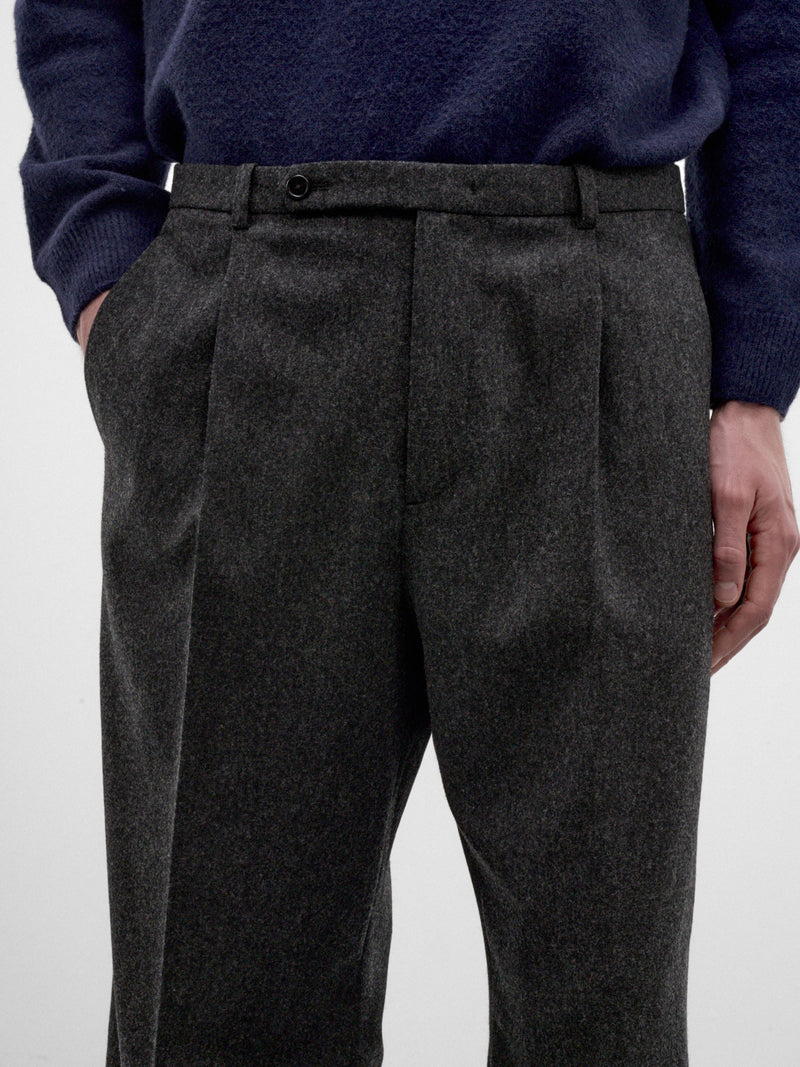 Gray Wide Leg Trousers (J21KA0359-J40333-013-STORM-GRE)