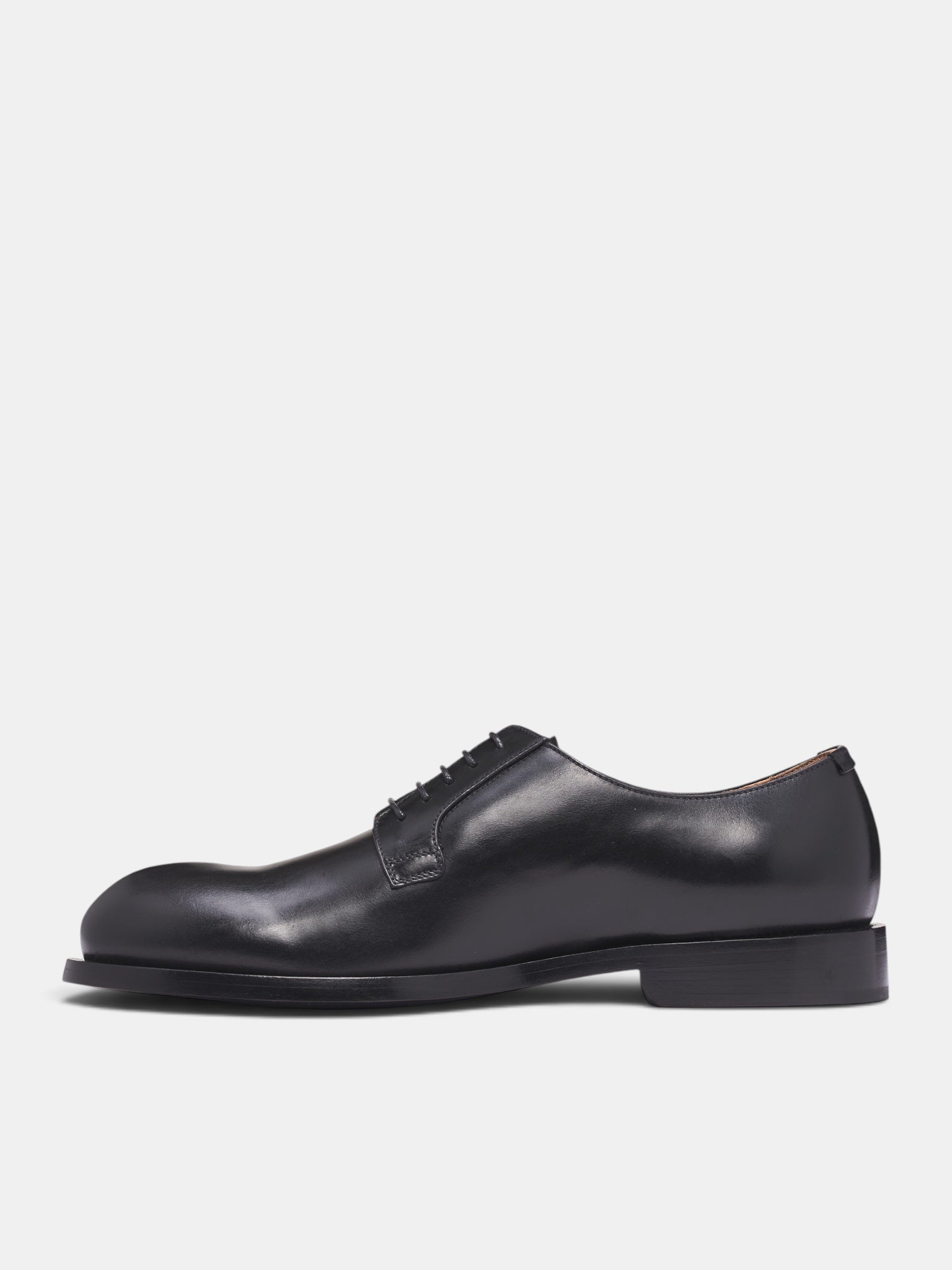 Black Smooth Leather Derbies (J32WQ0050-P7690-001-BLACK)