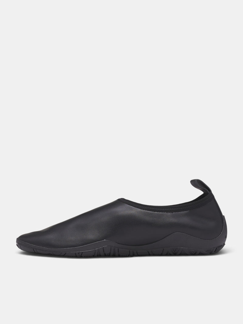 Black Slip-On Shoes (J32WS0072-P7564-001-BLACK)