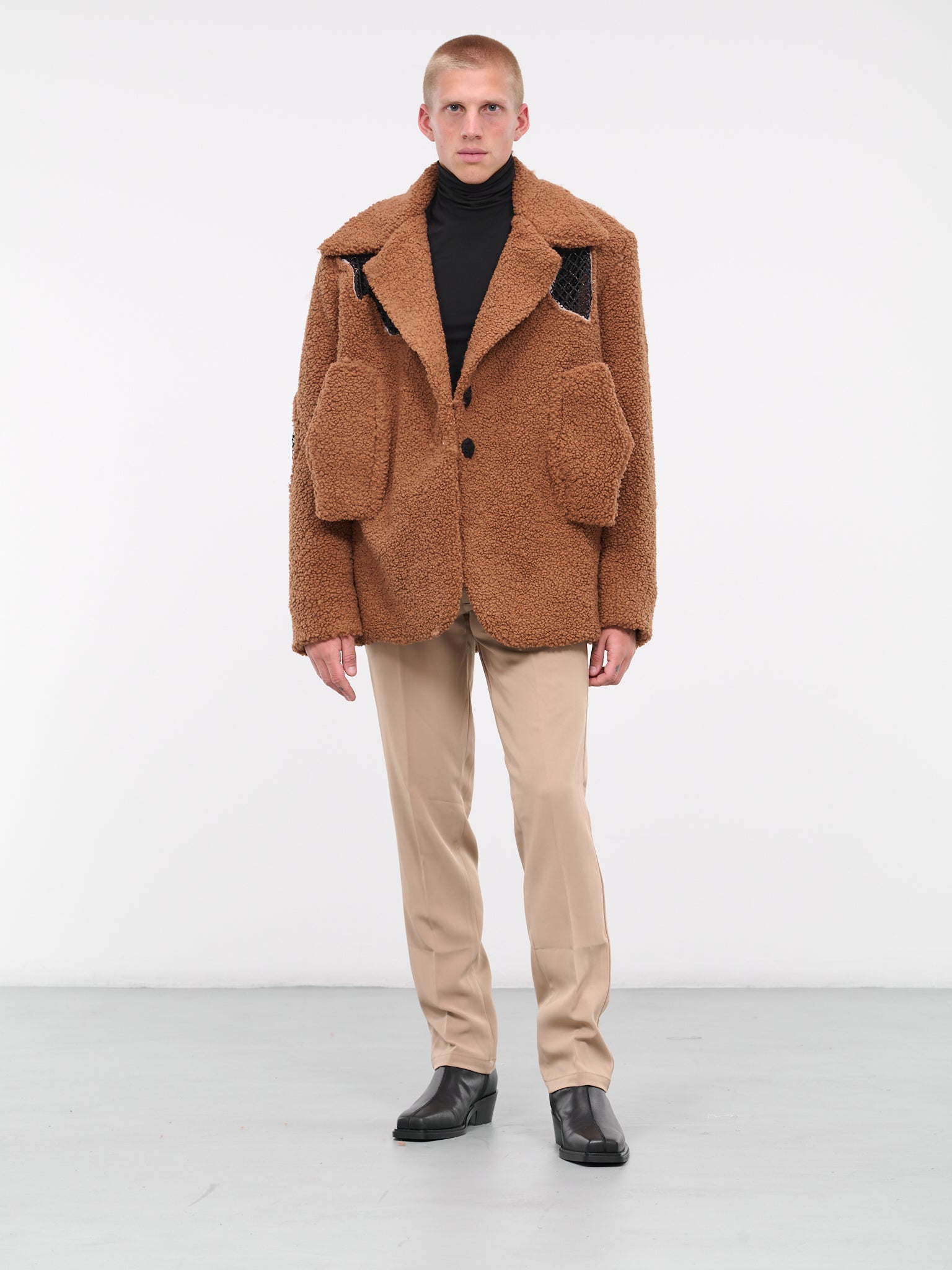Teddy Cut-Out Jacket (J35-BEIGE-BLACK)