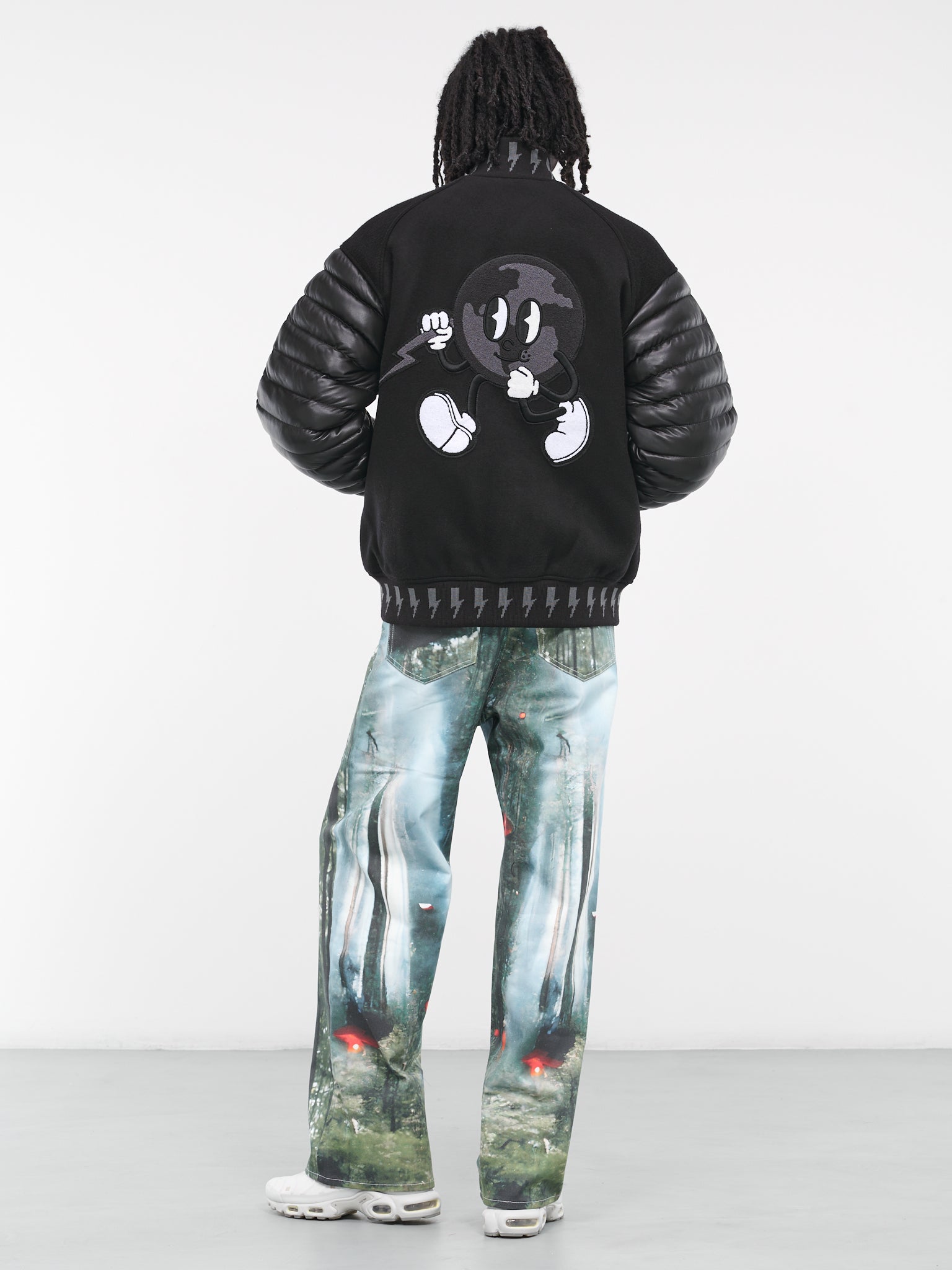 Planet Earth Varsity Jacket (JA193773720372-BLACK)