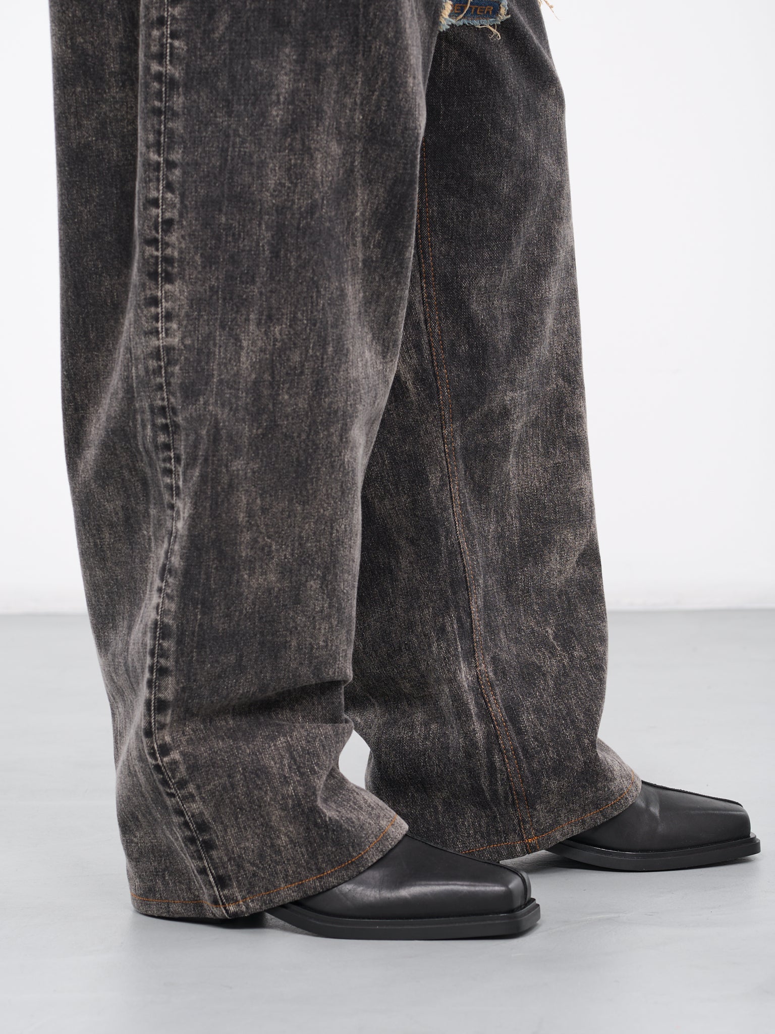 Paris' Best Patch Jeans (JEAN49-S25-D15-VINTAGE-BLACK)