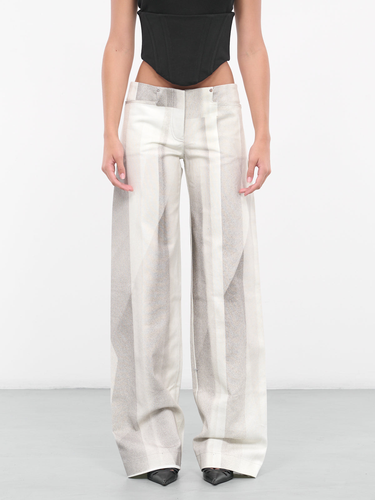 Sprayed Pants (TR10-2-SPRAYED-PLEATS-SAND)