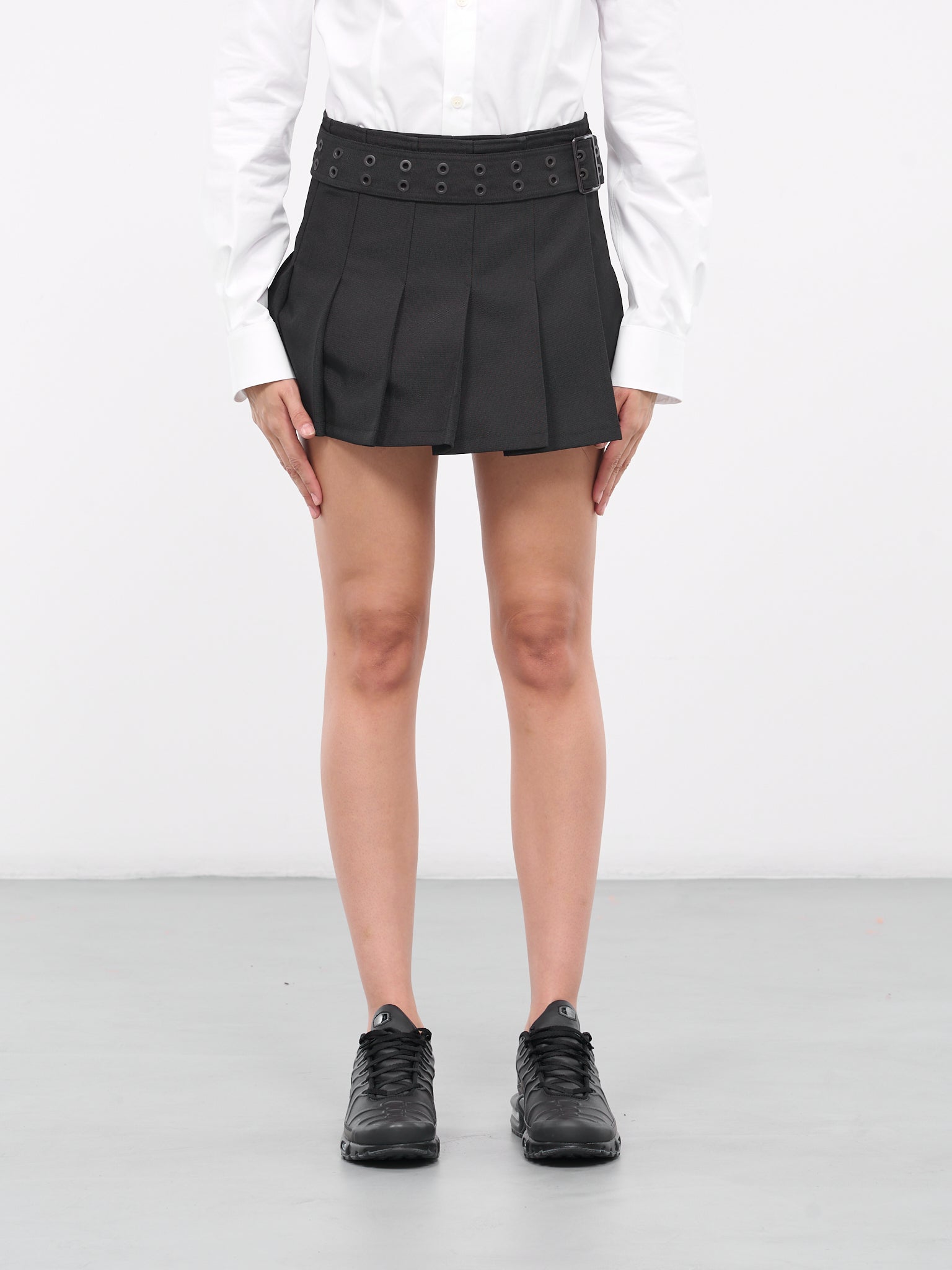 Pleated Mini Skirt (JL-S002-051-BLACK)