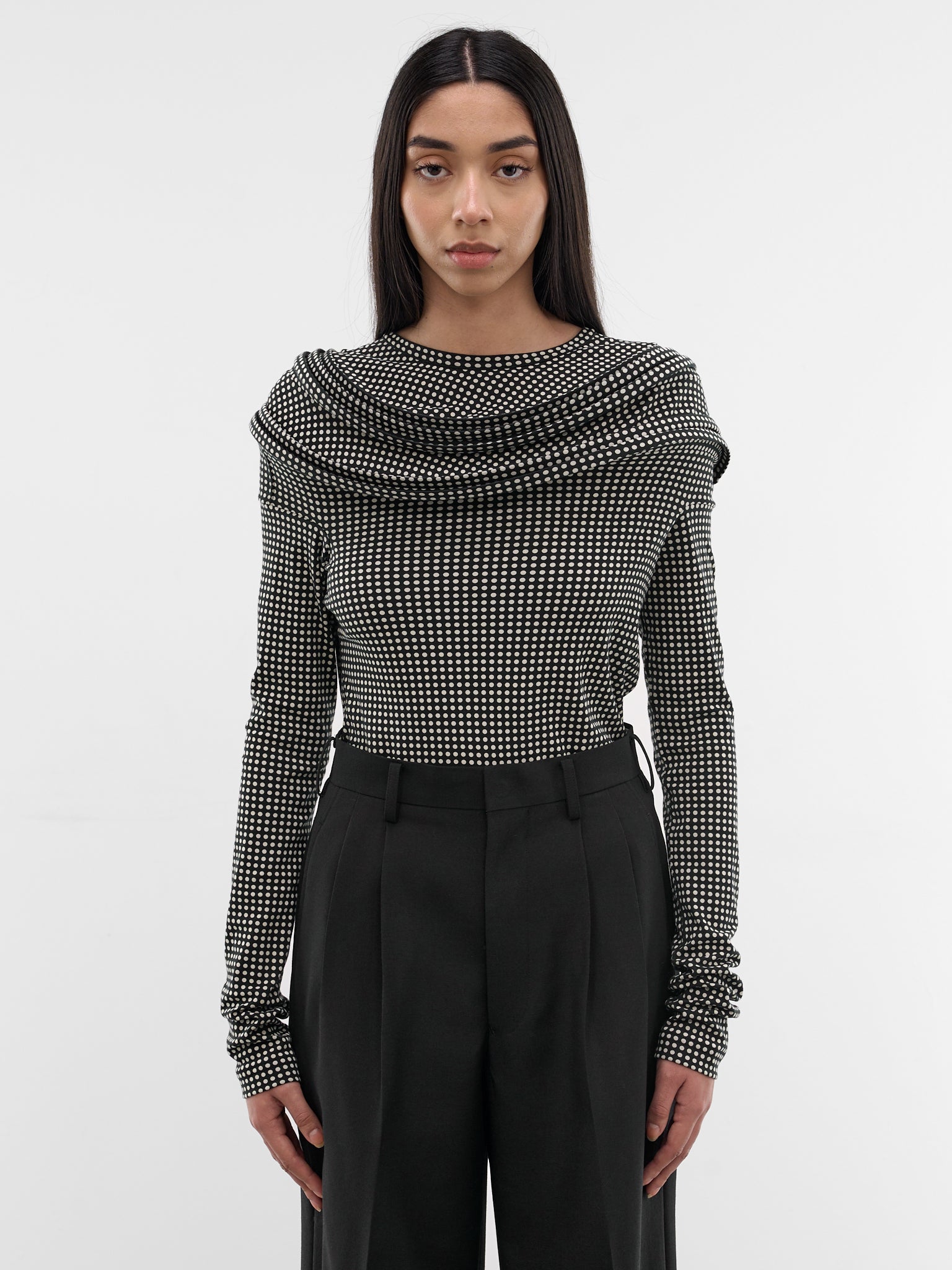 Polka Dot Sculptural Ring Top (JQ-T023-S26-BLACK-OFF-WHITE)