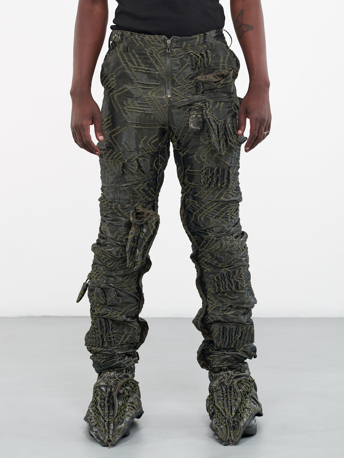 MOKOO Embroidered Wave Shoe Trousers | H. Lorenzo - front
