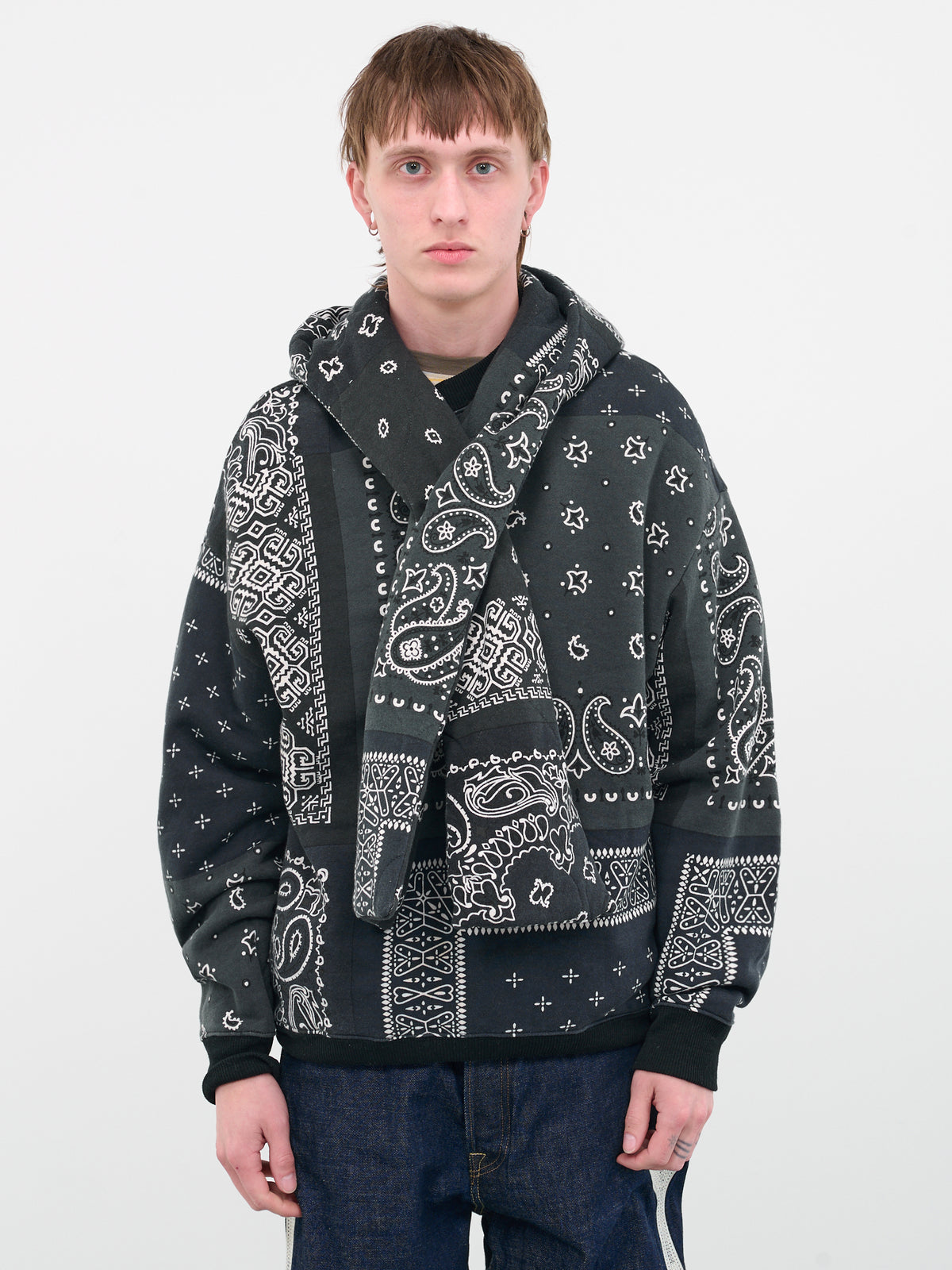 Bandana Kesa Hoodie (K2303LC024-BLACK)