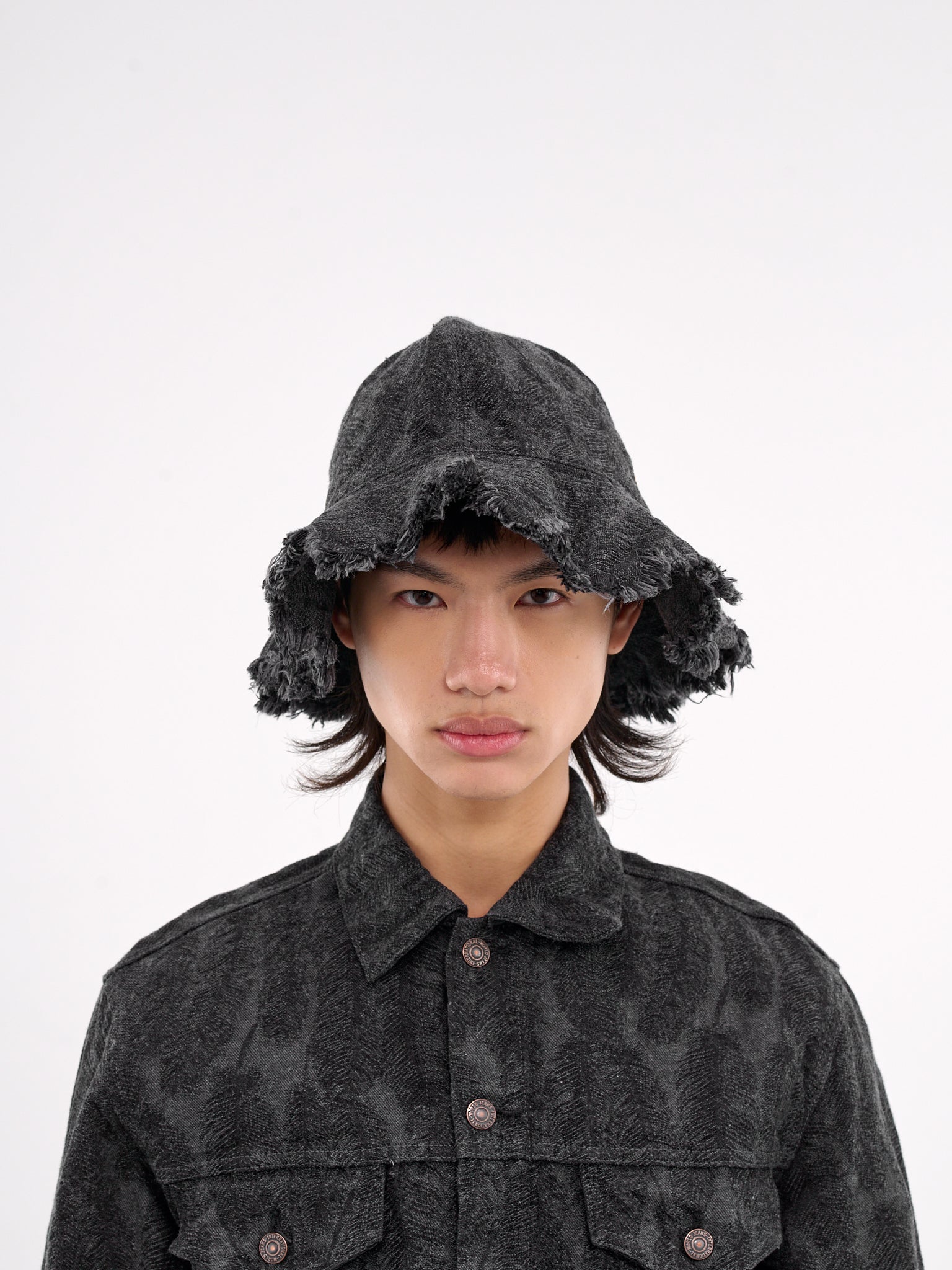 Magpie Feather Denim Tulip Hat (K2503XH500-BLACK)
