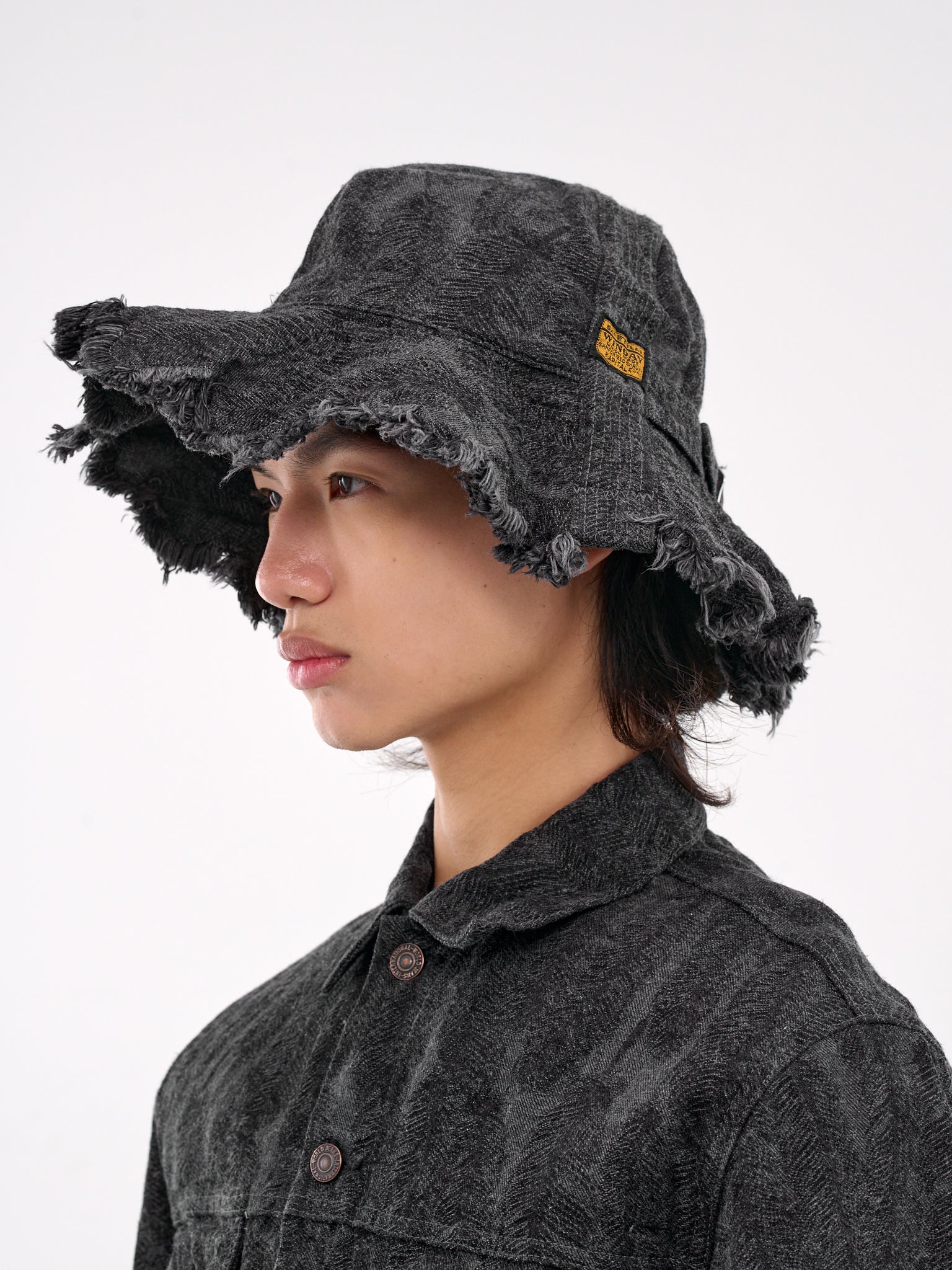 Magpie Feather Denim Tulip Hat (K2503XH500-BLACK)