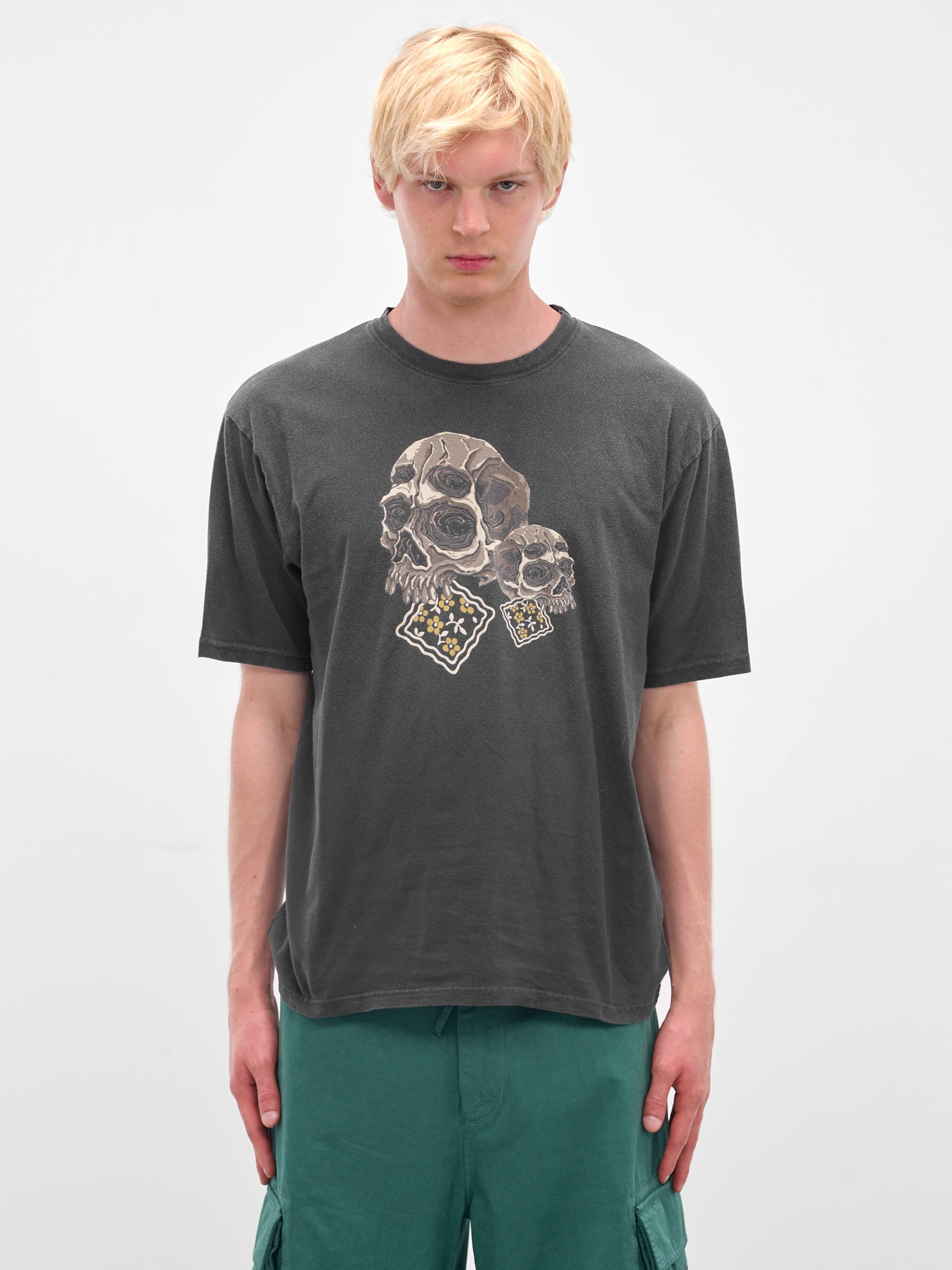 'Peckish Rain Skull' Graphic Tee (K2506CS233-BLK-BLACK)