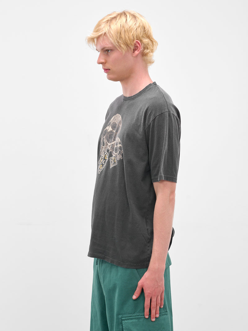 'Peckish Rain Skull' Graphic Tee (K2506CS233-BLK-BLACK)