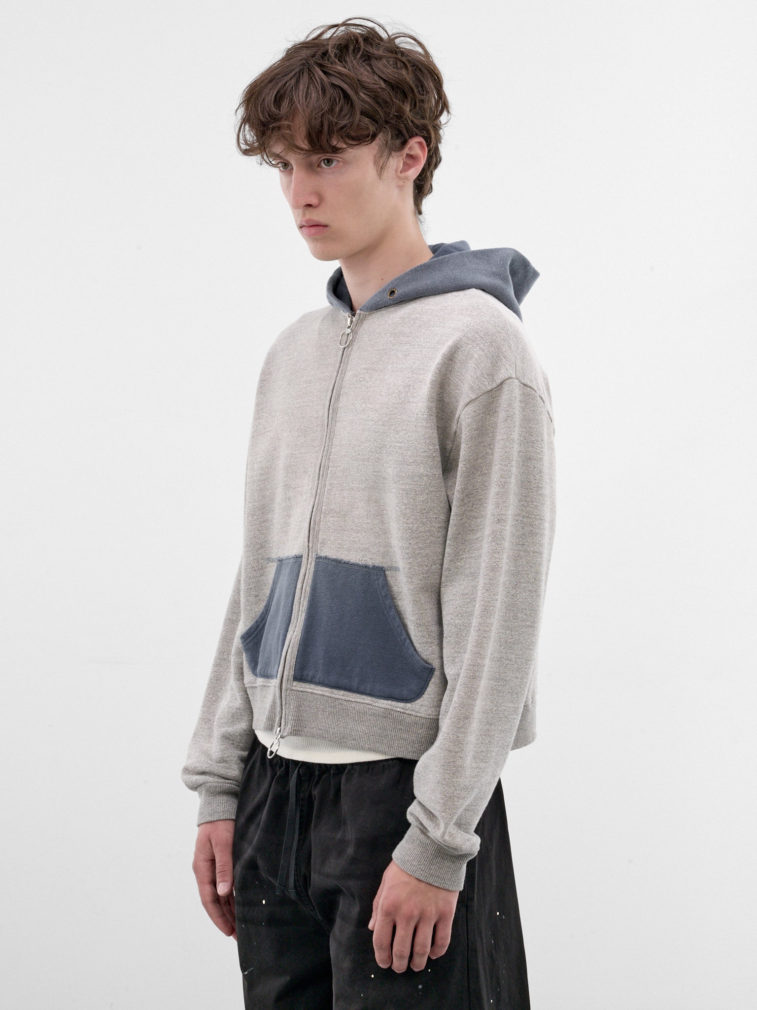 Contrast Panel Cropped Zip Hoodie (K2603LC084-GREY_