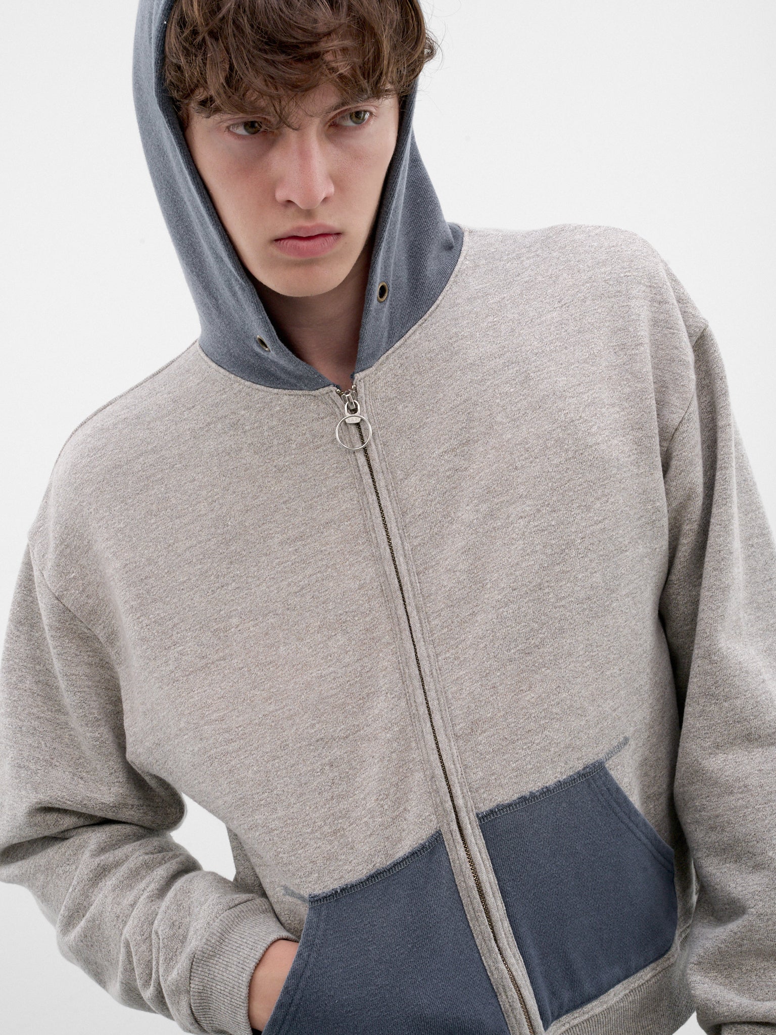 Contrast Panel Cropped Zip Hoodie (K2603LC084-GREY_