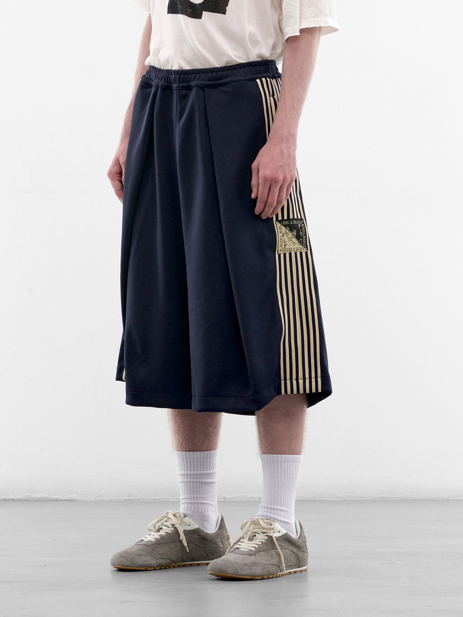 Kome-Kome Stripe Track Jorts (K2604LP128-NV-NAVY)