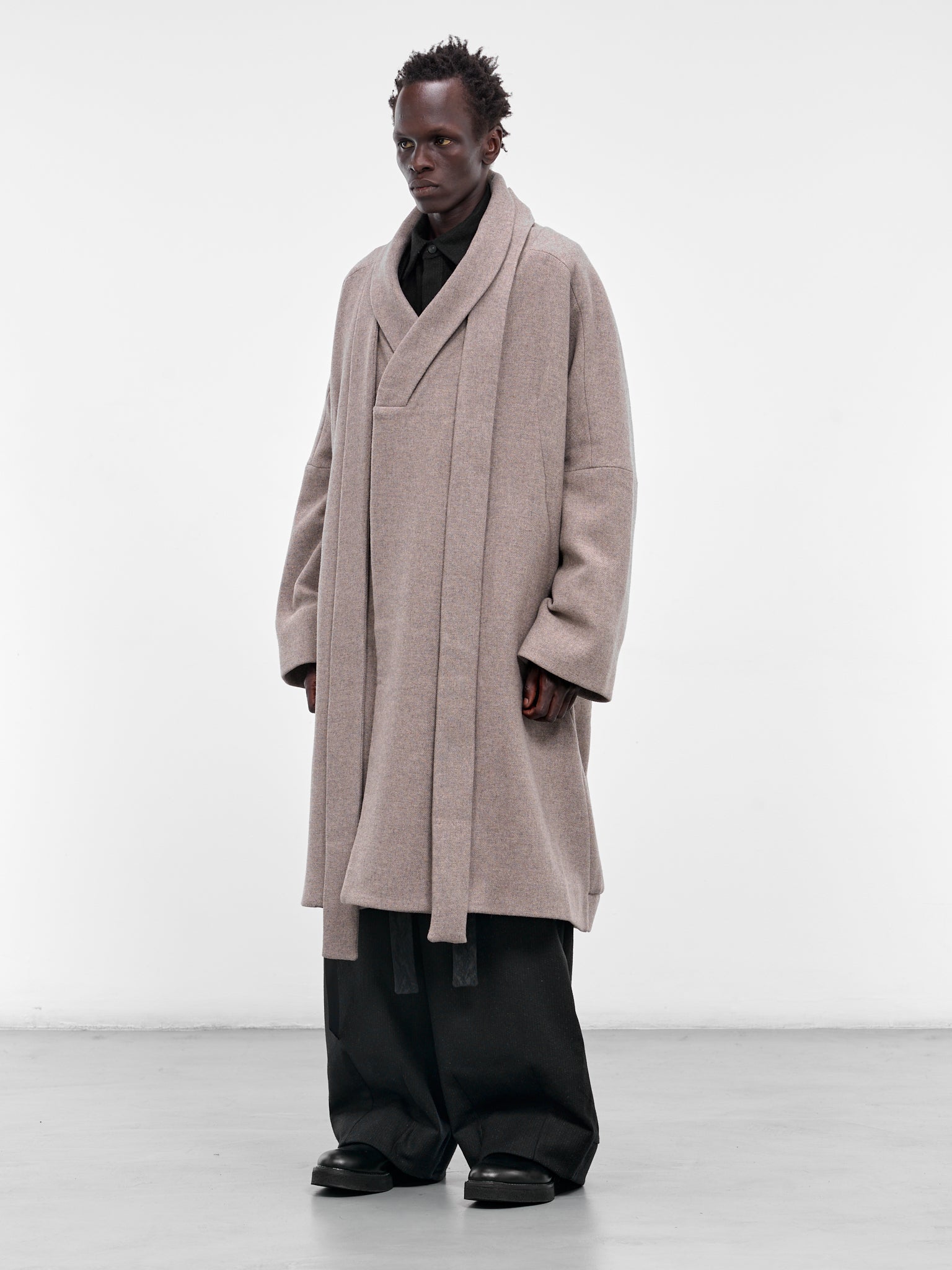 The Kilong Greige Wool Coat (KILONG-GREIGE)