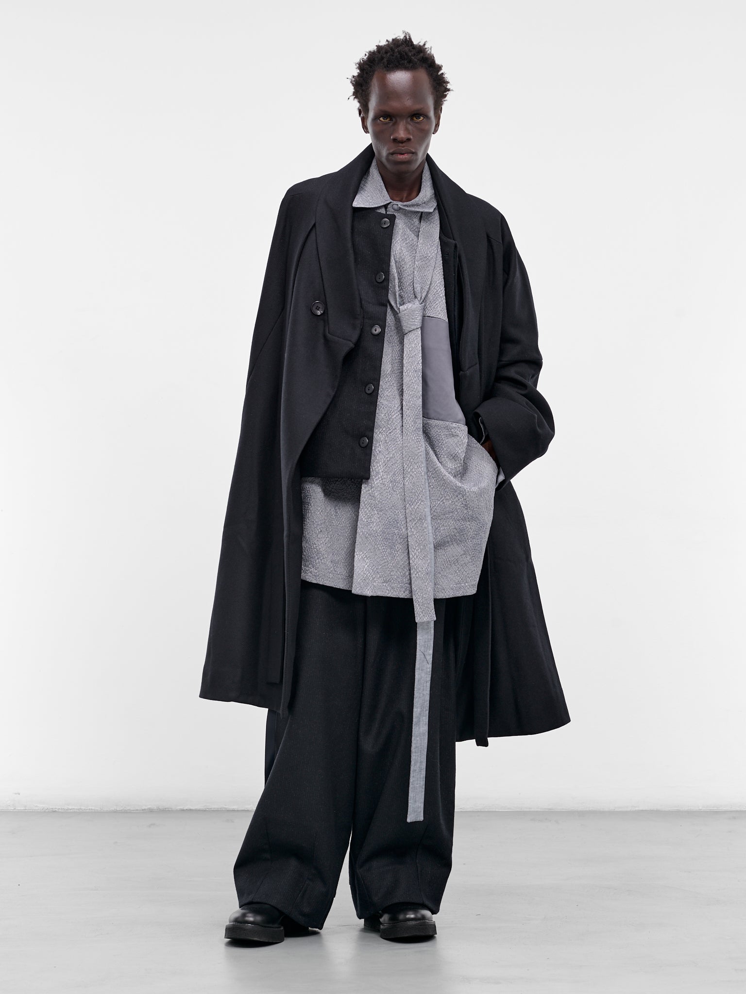 The Gray Kirtis Cape Shirt (KIRTIS-BLUE-SLAKE)