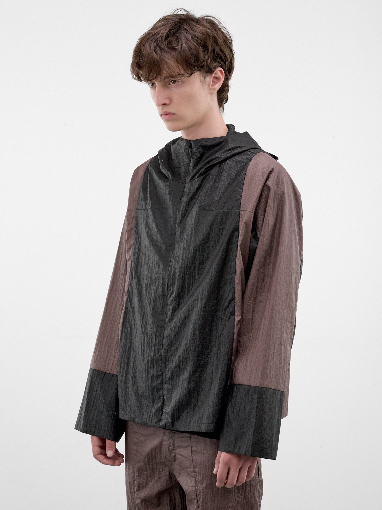 Two-Tone Hooded Jacket (KKAW26J06-39-GRAPHITE)
