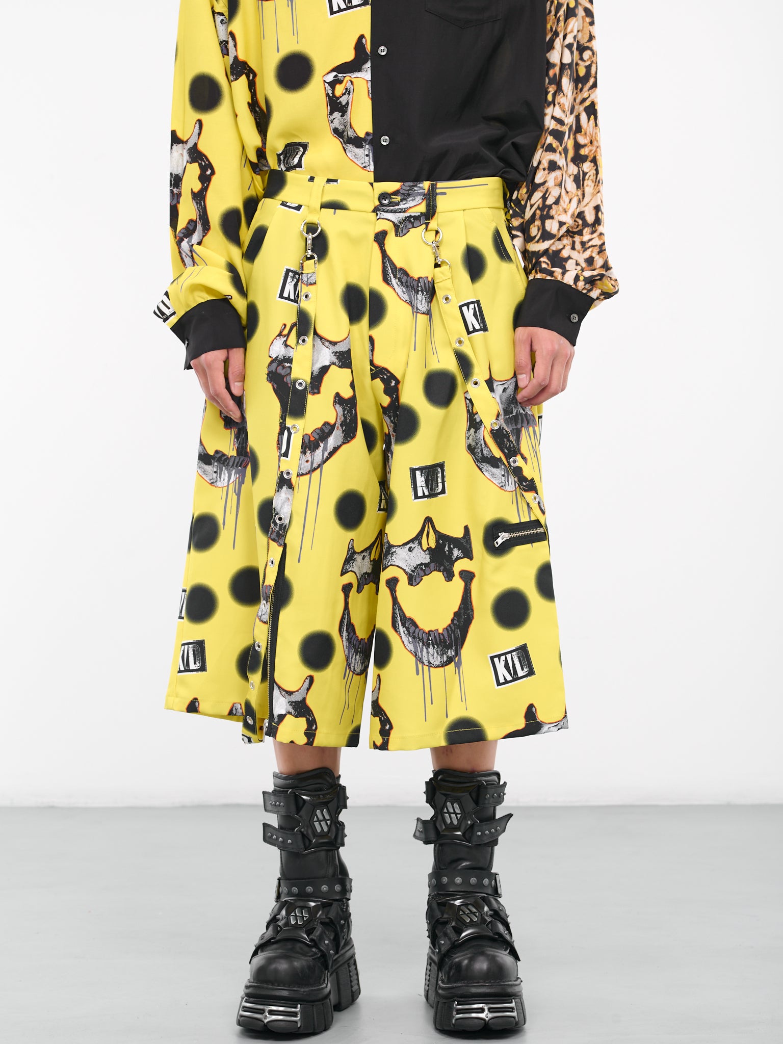 Skull Zip Shorts (KL768-YELLOW-SKULL)