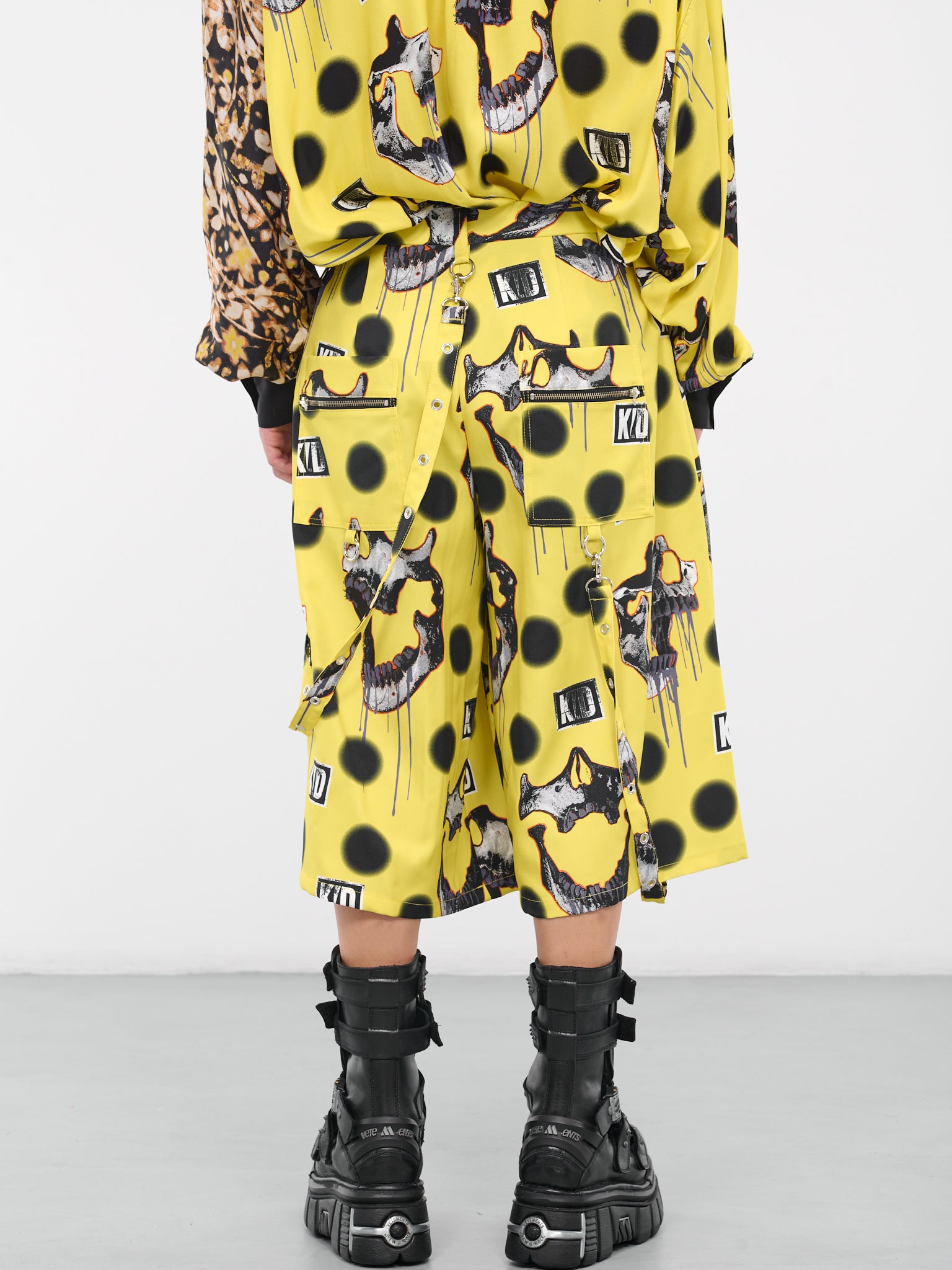 Skull Zip Shorts (KL768-YELLOW-SKULL)