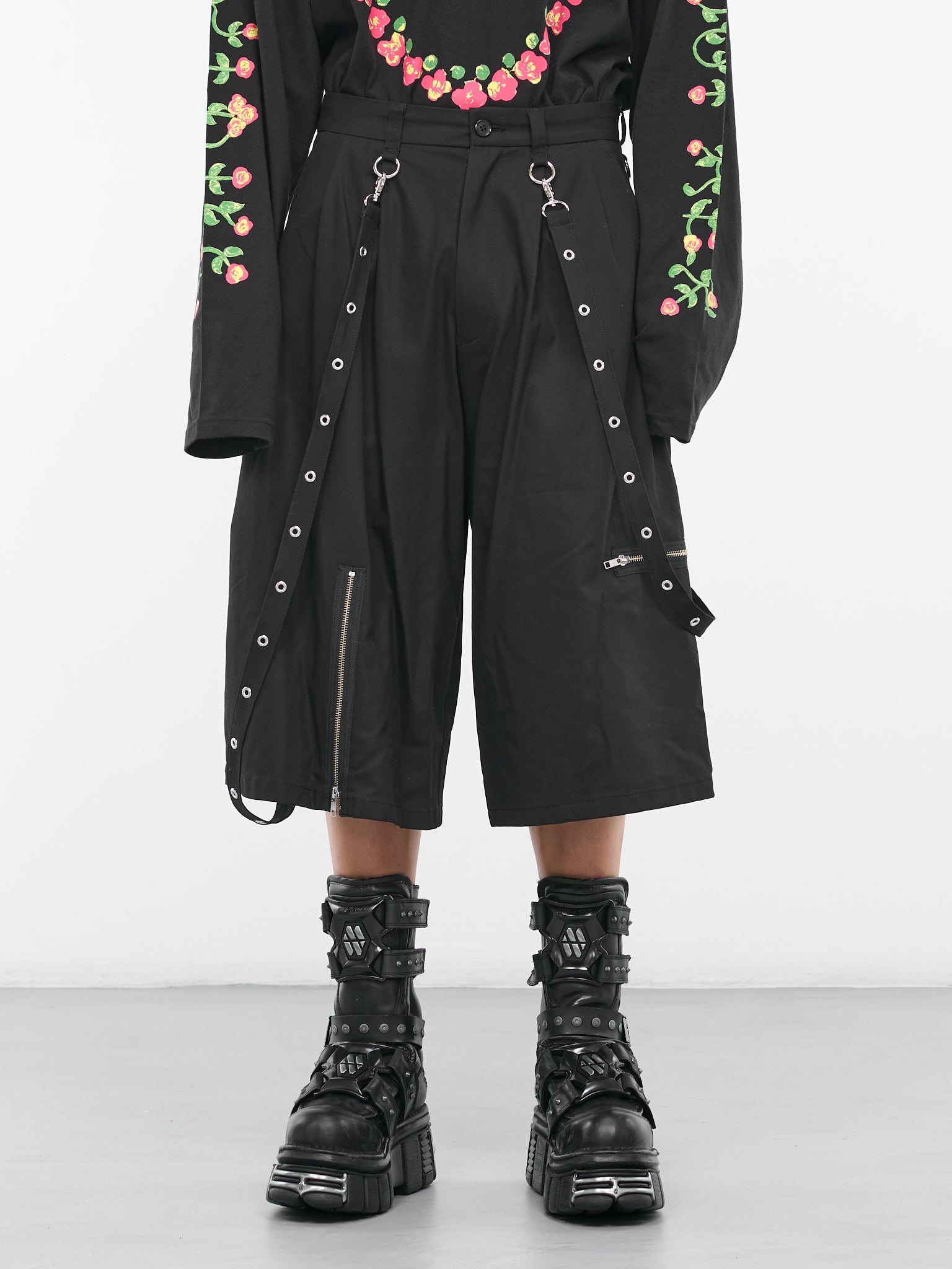 Zip Shorts (KL778-BLACK)